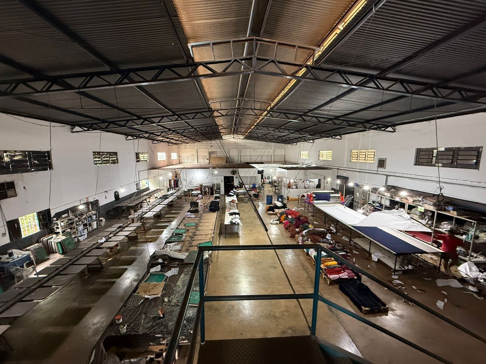 GALPÃO INDUSTRIAL À VENDA NA GO-070 | 1.800 M² + 4.000 M² DE TERRENO