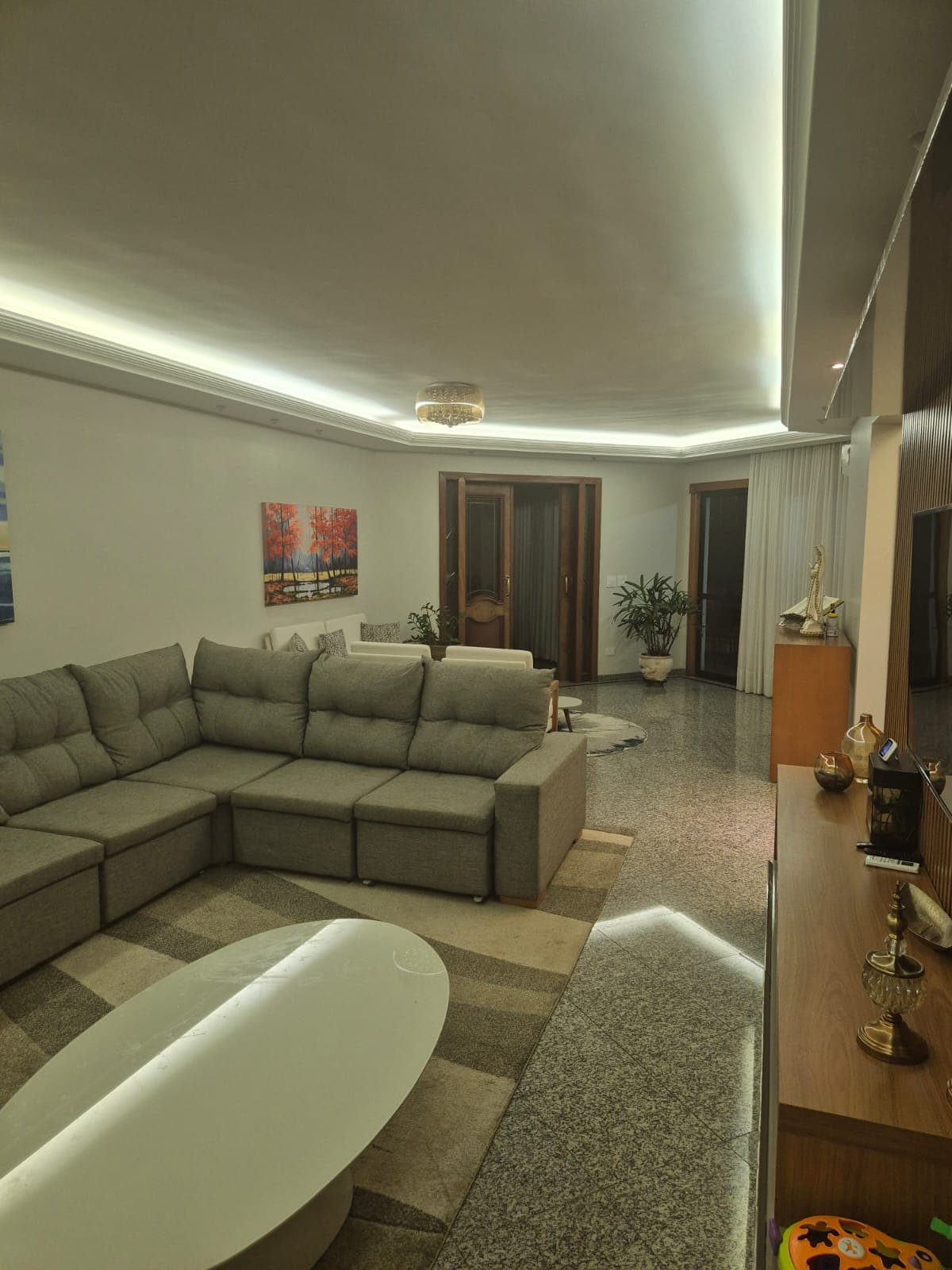 Apartamento Alto Padrão no Setor Bueno – 240m² | 4 Suítes | 3 Vagas
