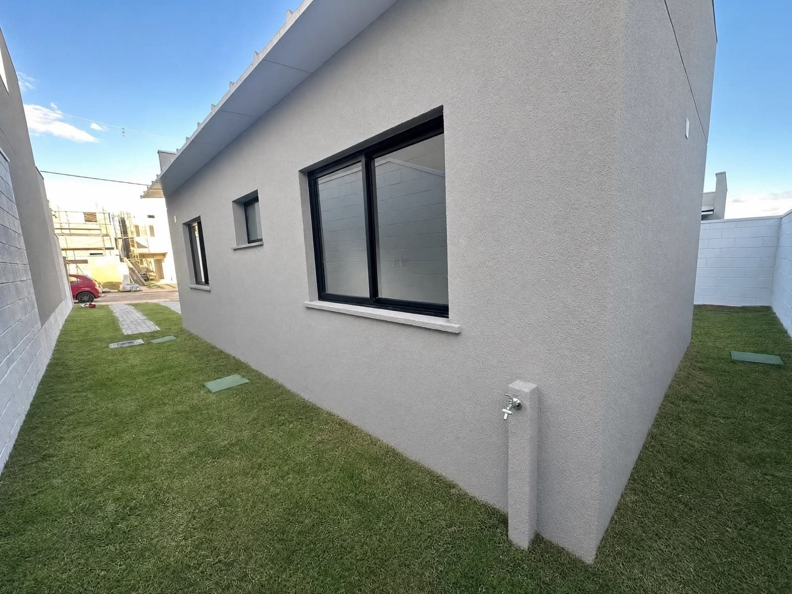 JARDINS CANNES – CASA TERREA OPORTUNIDADE RARA APARECIDA DE GOIÂNIA!