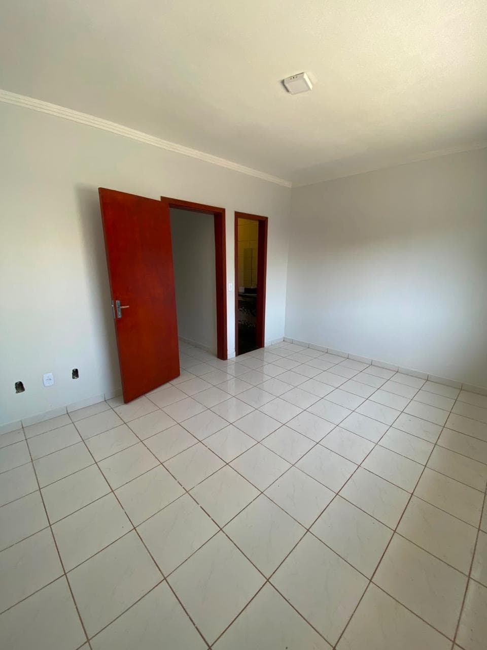 CASA À VENDA NO CARDOSO – APARECIDA DE GOIÂNIA/GO
