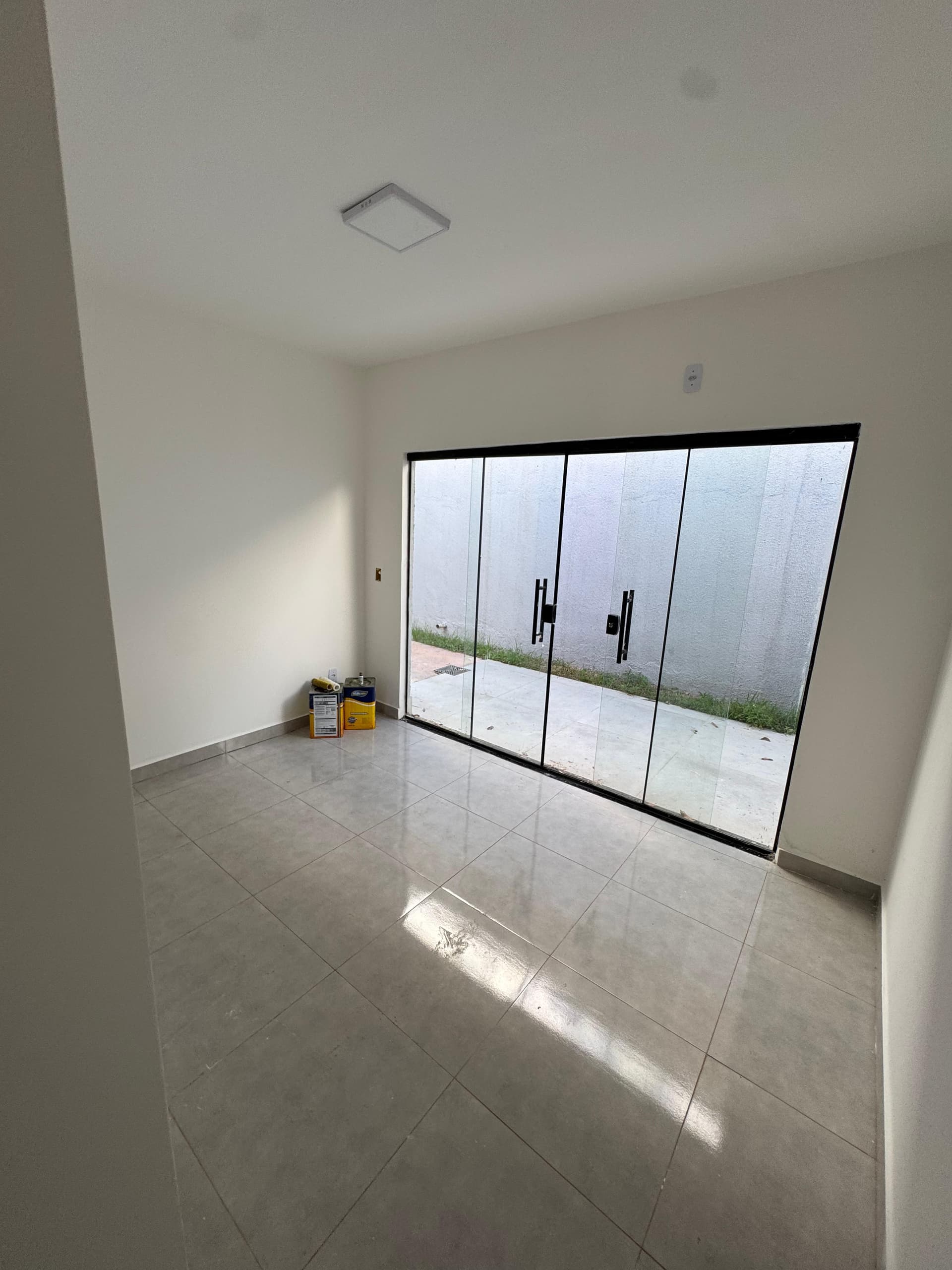 Casa à venda - Senador Canedo