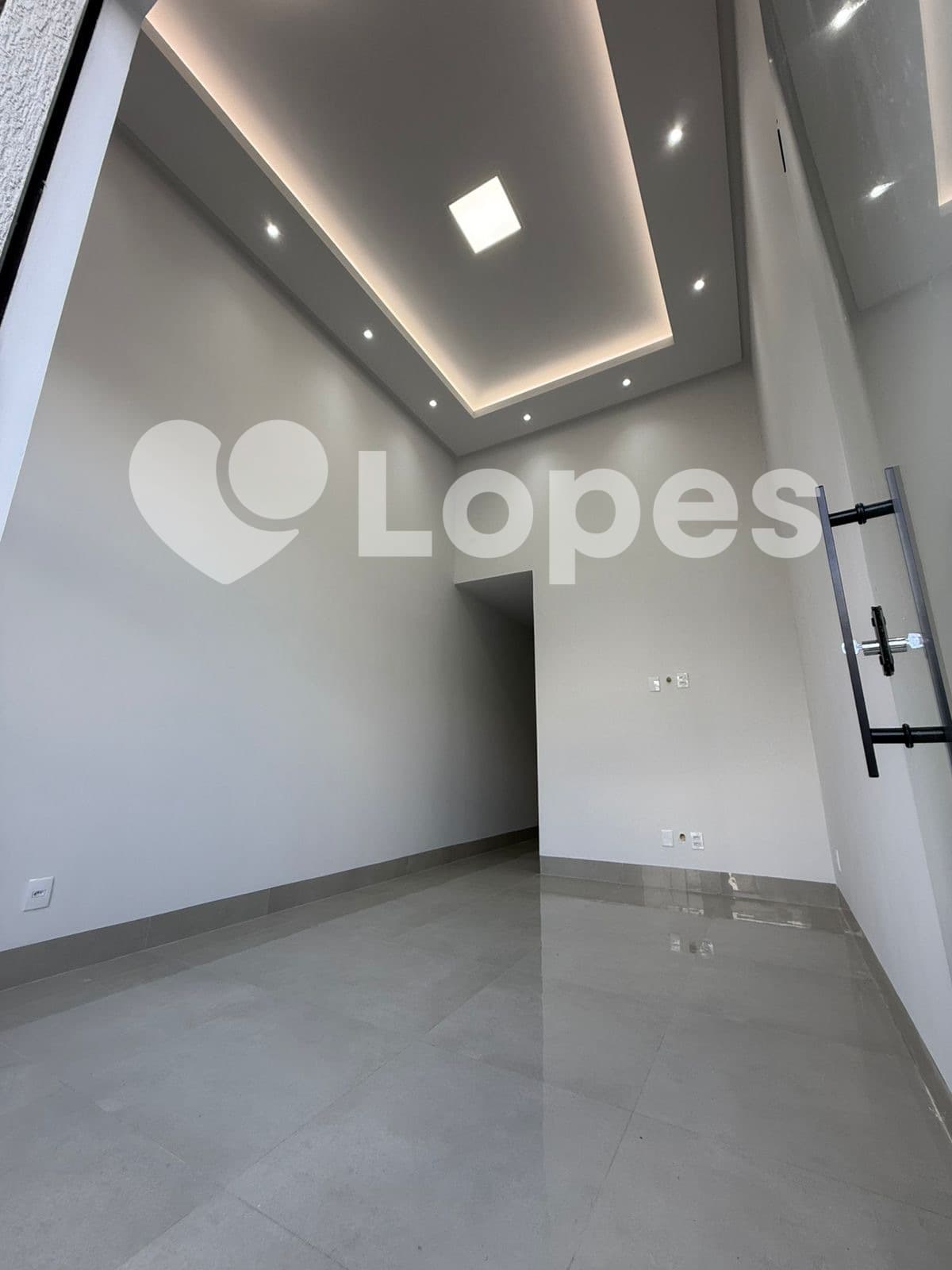 Casa 3 Quartos à Venda no Jardim Boa Esperança – Próxima ao Buriti Shopping
