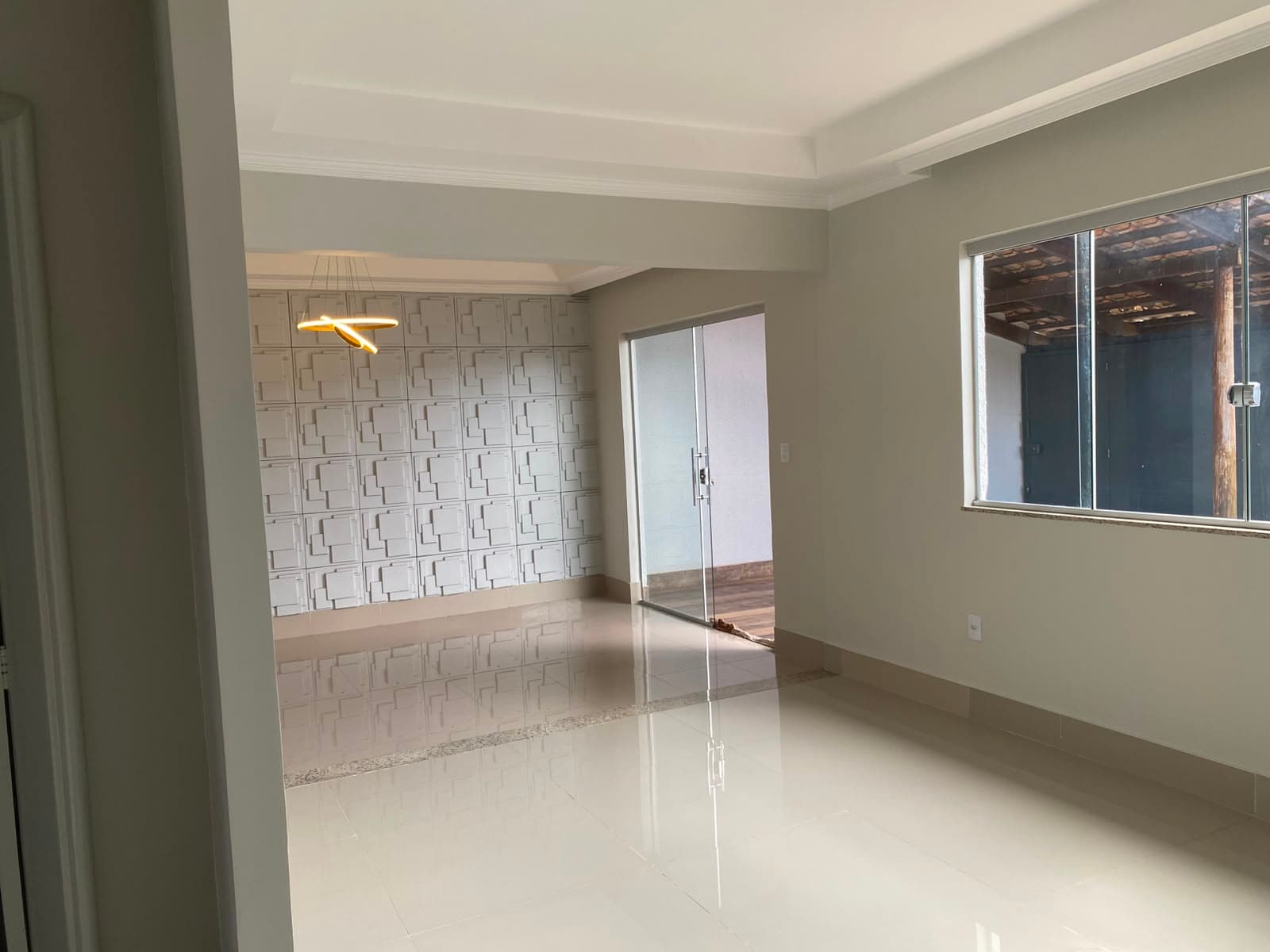 Casa 4 Quartos com Piscina e Área Gourmet no Parque Anhanguera