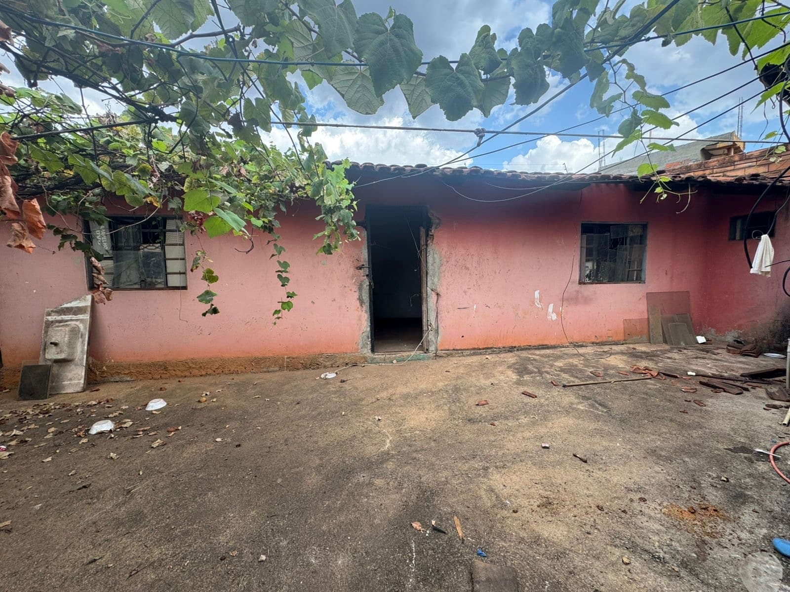 Terreno 484 m² à Venda em Setor Crimeia Oeste – Goiânia