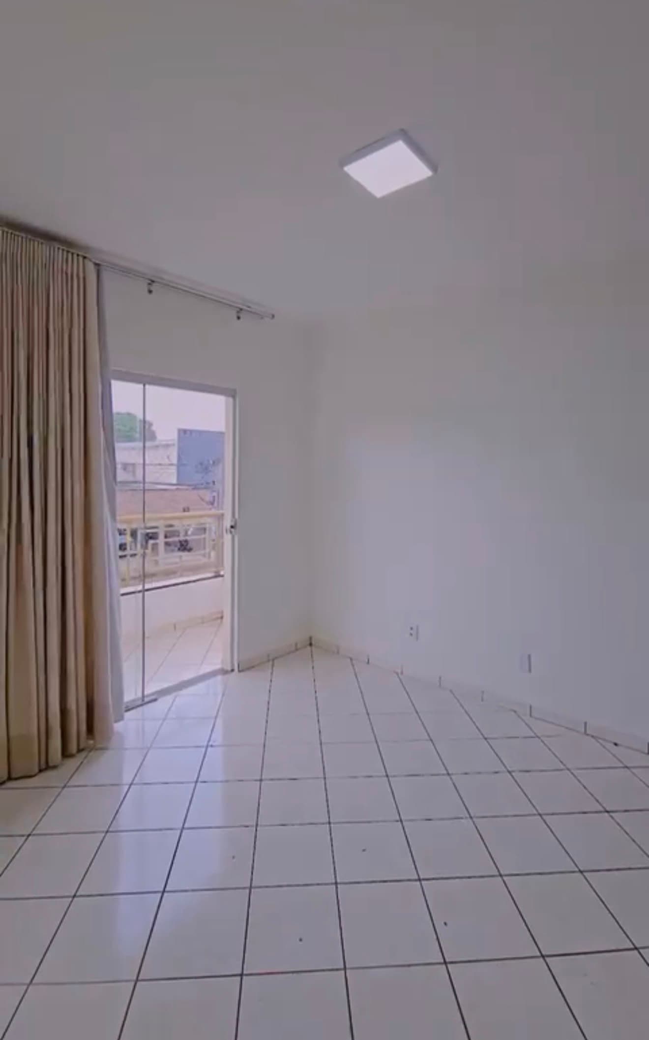 VENDO APARTAMENTO SETOR SUDOESTE 3 QUARTOS