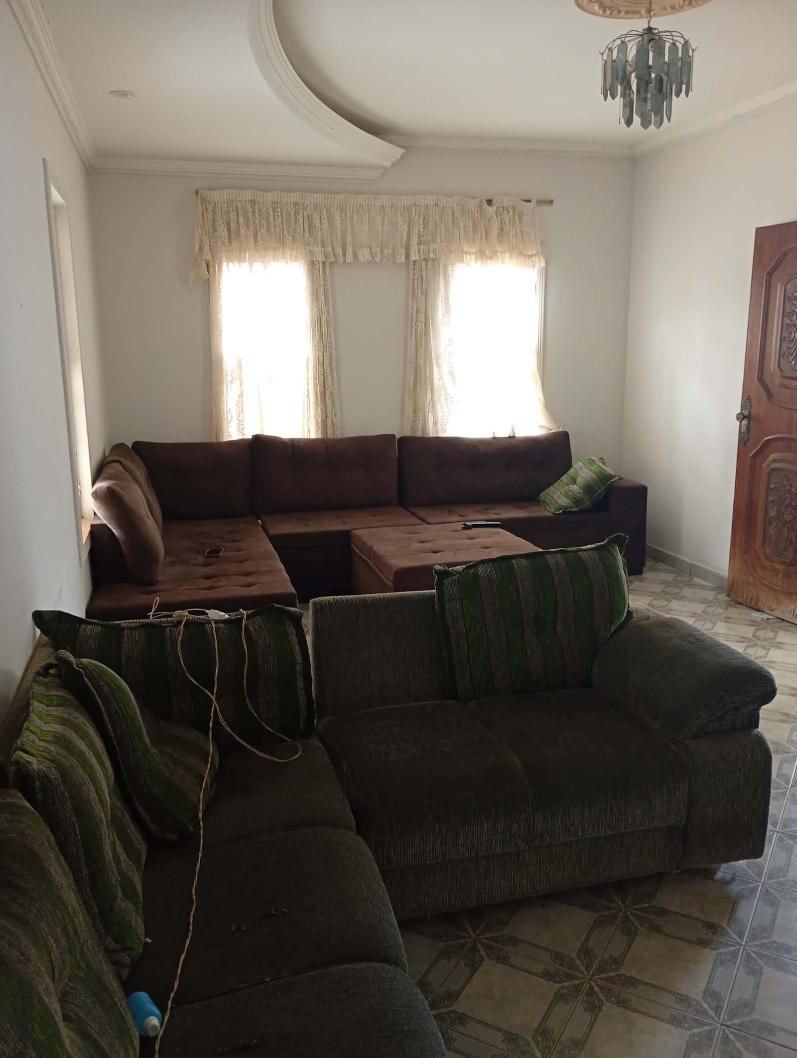 Vende -se casa em Caldas Novas Goiás