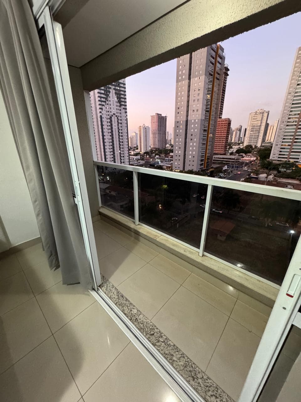 Flat Mobiliado à Venda 36m², Excelente com armarios, andar alto, Oportunidade para Morar ou Investir
