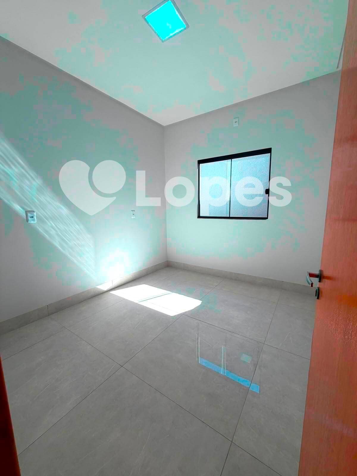 Casa 3 Quartos à Venda no Residencial Flor do Ipê, Senador Canedo – Ótima Localização