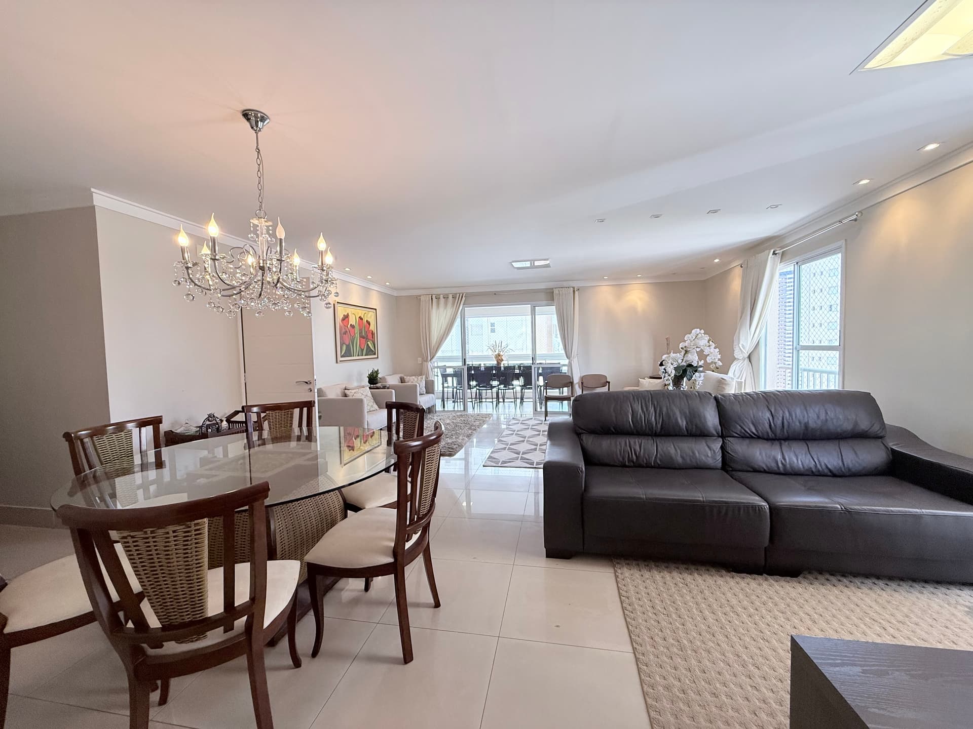 Apartamento Jardim Goiás 3 suites