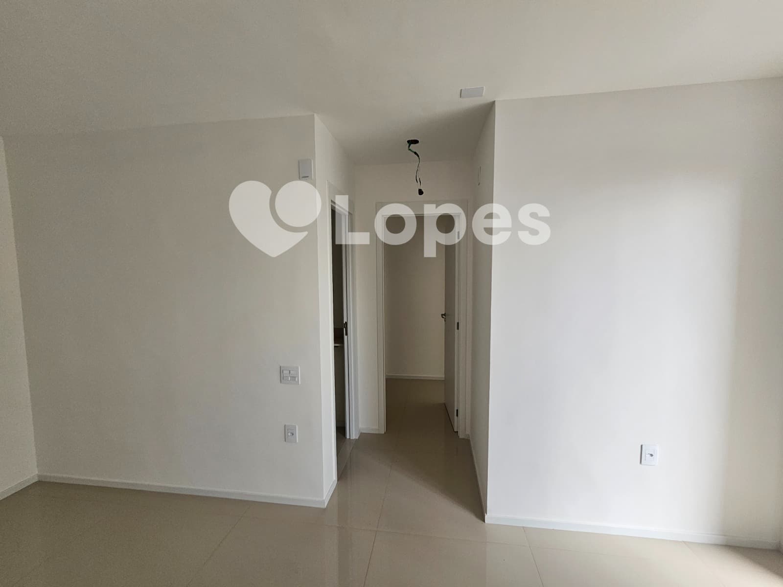 Apartamento no Setor Bueno | 2 Suítes Plenas | Alto Padrão