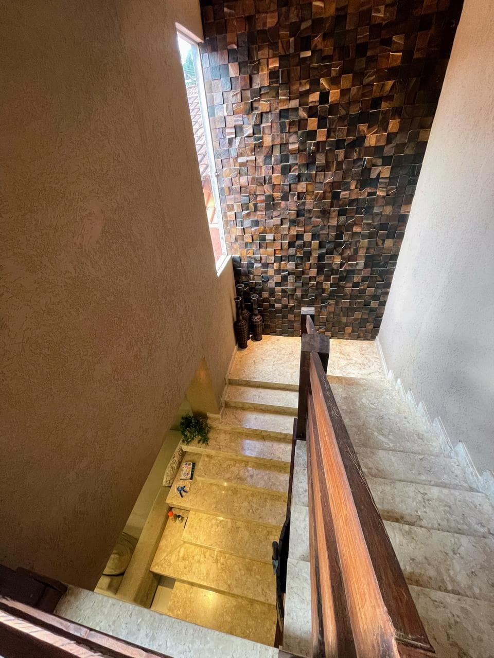 Casa Moderna com 273 m², 3 Suítes e Espaço Gourmet, Ar-Condicionado e Aquecimento Solar, Bosque aréa verde, Goiania Goias