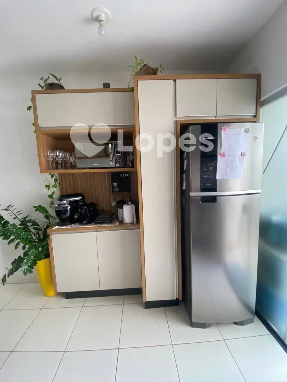 Sobrado no Setor Jardim São José | 2 Suítes | Mobiliado e Decorado