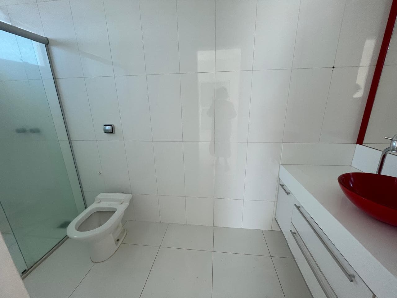 Casa 4 Suítes Plenas - 360m² - Res. Granville