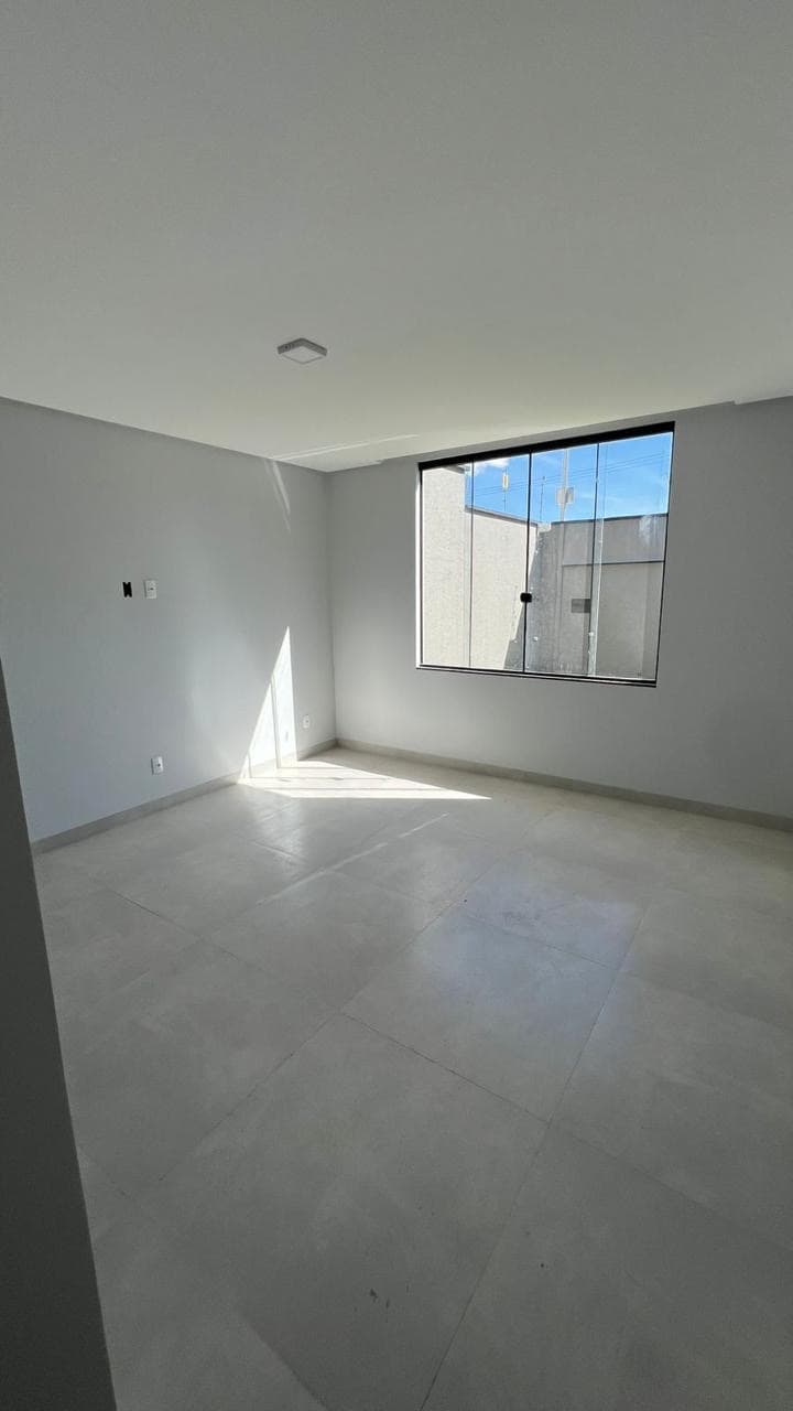 Casa Térrea no Jardim América 3 Suítes Área Gourmet , 290m² de Terreno