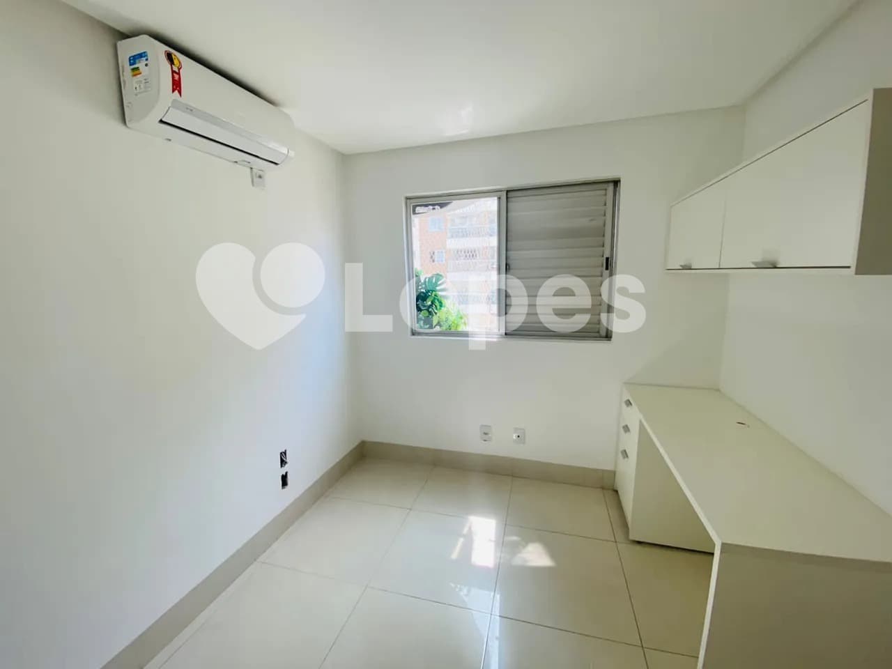 Apartamento 3 Quartos no Setor Bueno, Próximo ao Parque Vaca Brava