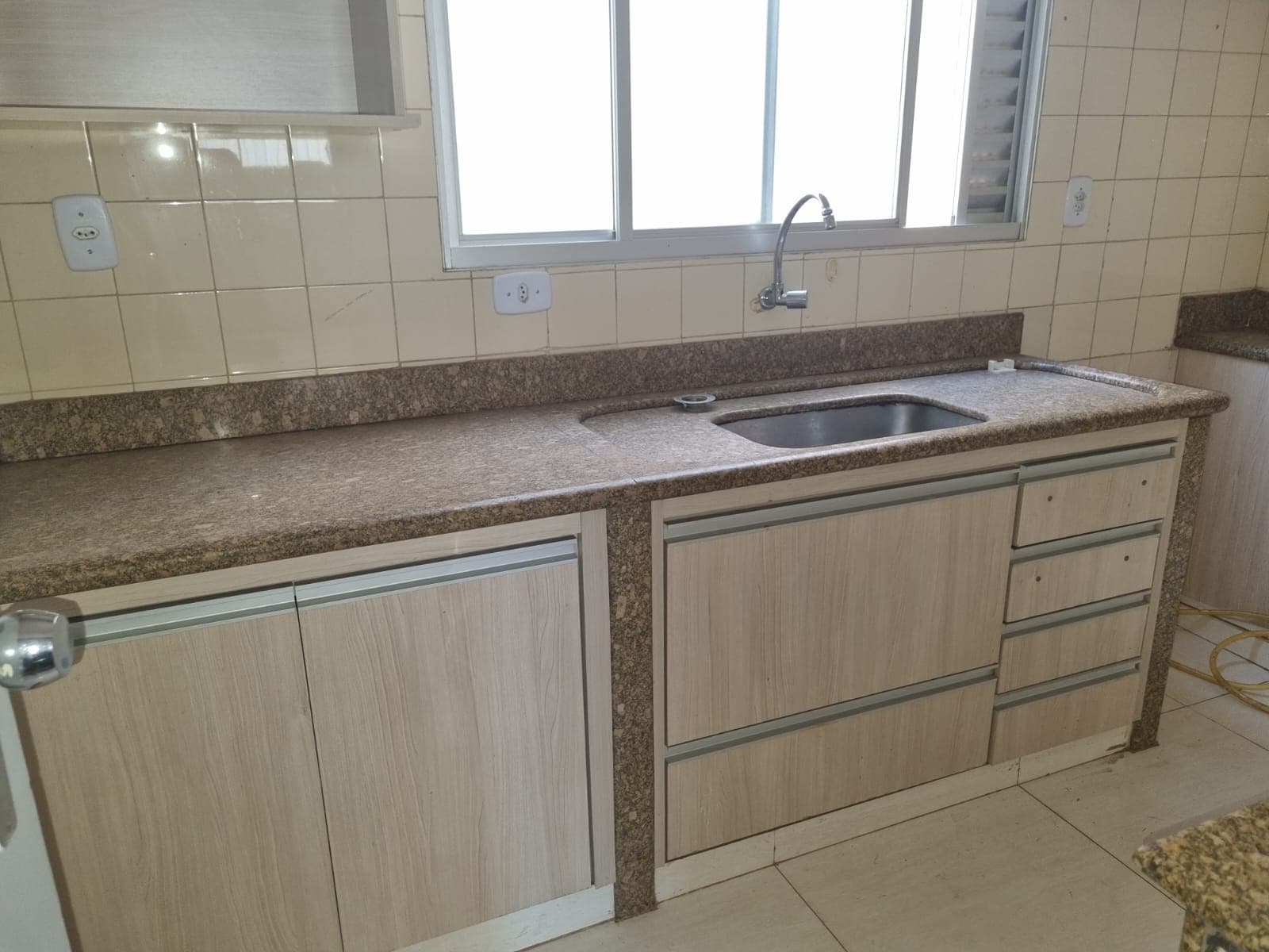 Apto Ed. Michigan | 96m² | 3 Quartos (1 Suíte) | Conforto e funcionalidade.
