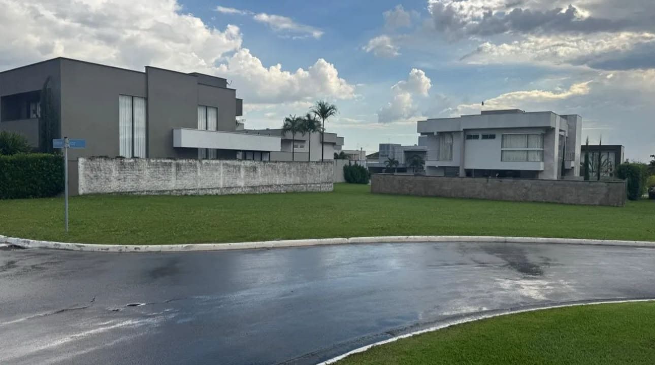 Jardins Lisboa Lote à venda de Esquina | 618 m² de Exclusividade – Goiânia