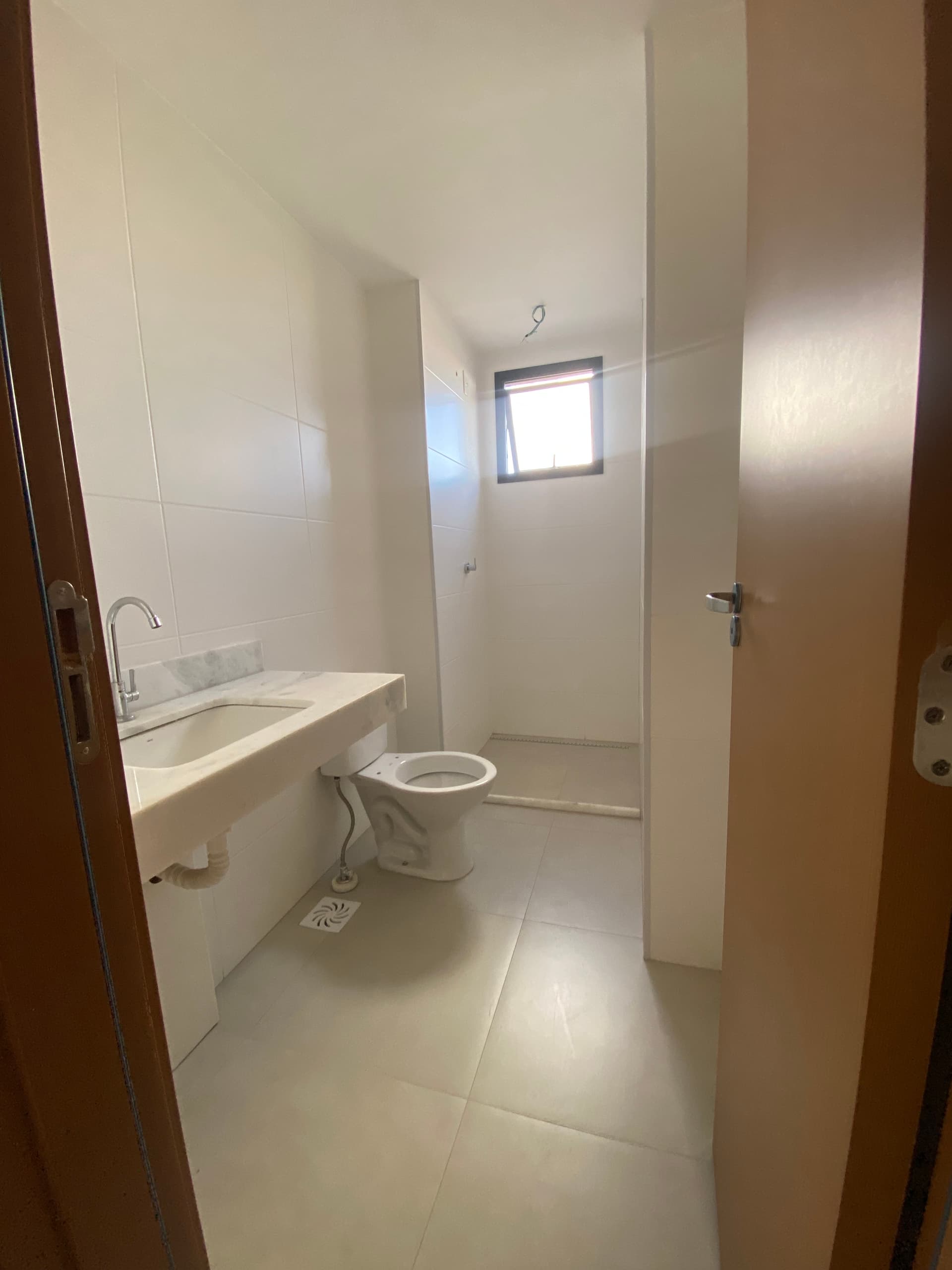 Apartamento Garden, sendo 2 quartos com 129 metros de área interna.