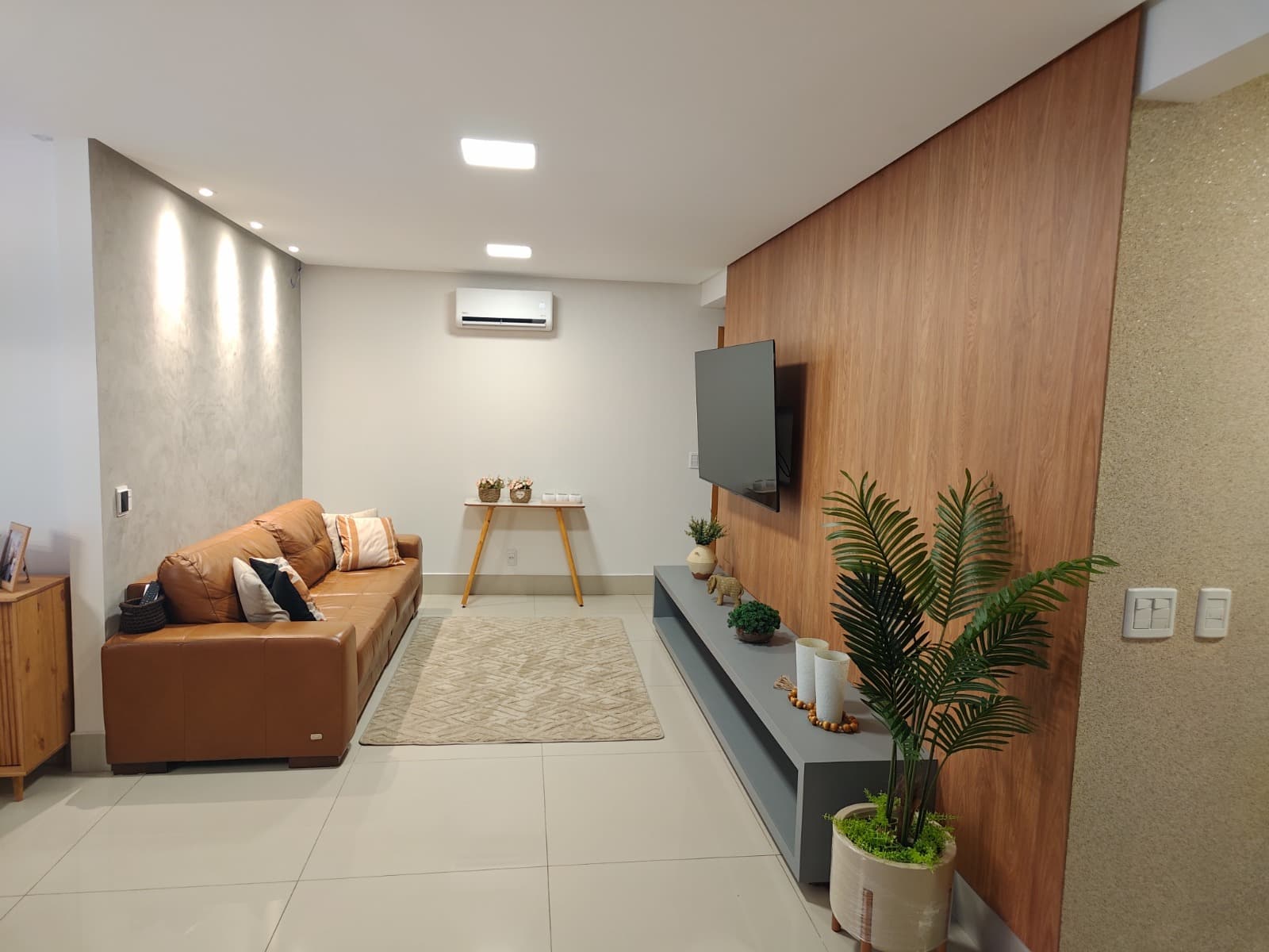 Apartamento Mobiliado 132 m² - Setor Oeste