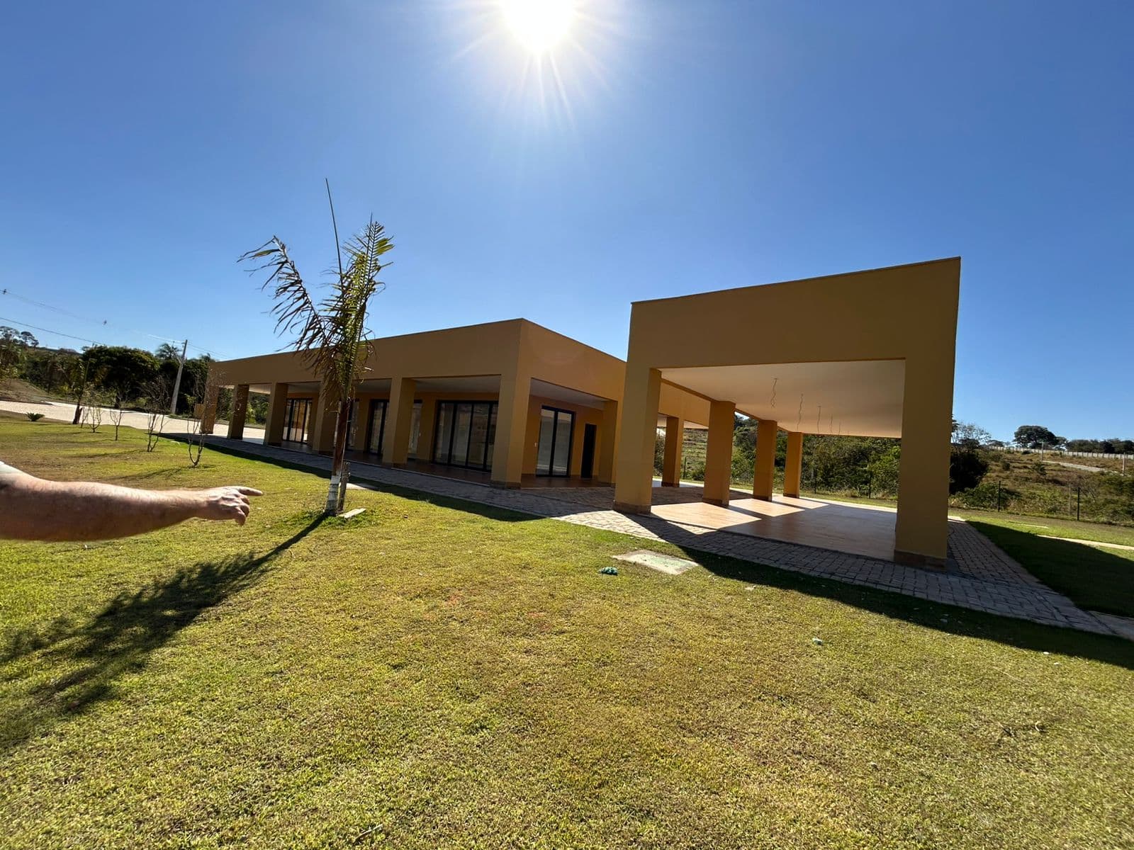Lote 1000m² – Condomínio Villa Toscana (Alto Padrão)