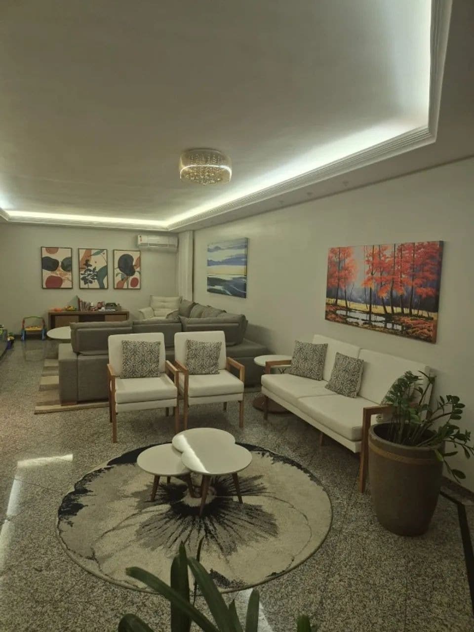 Apartamento Alto Padrão no Setor Bueno – 240m² | 4 Suítes | 3 Vagas