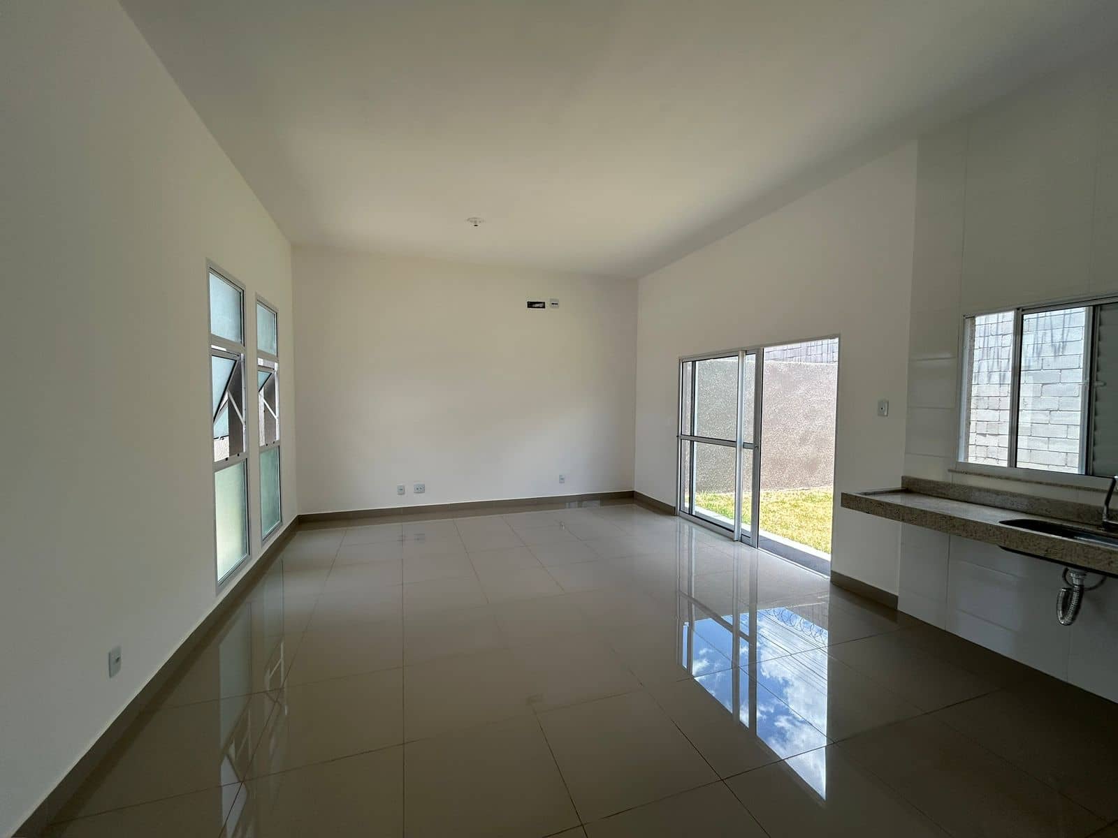 Casa em condomínio- Porto Caraiva - Aparecida de Goiânia