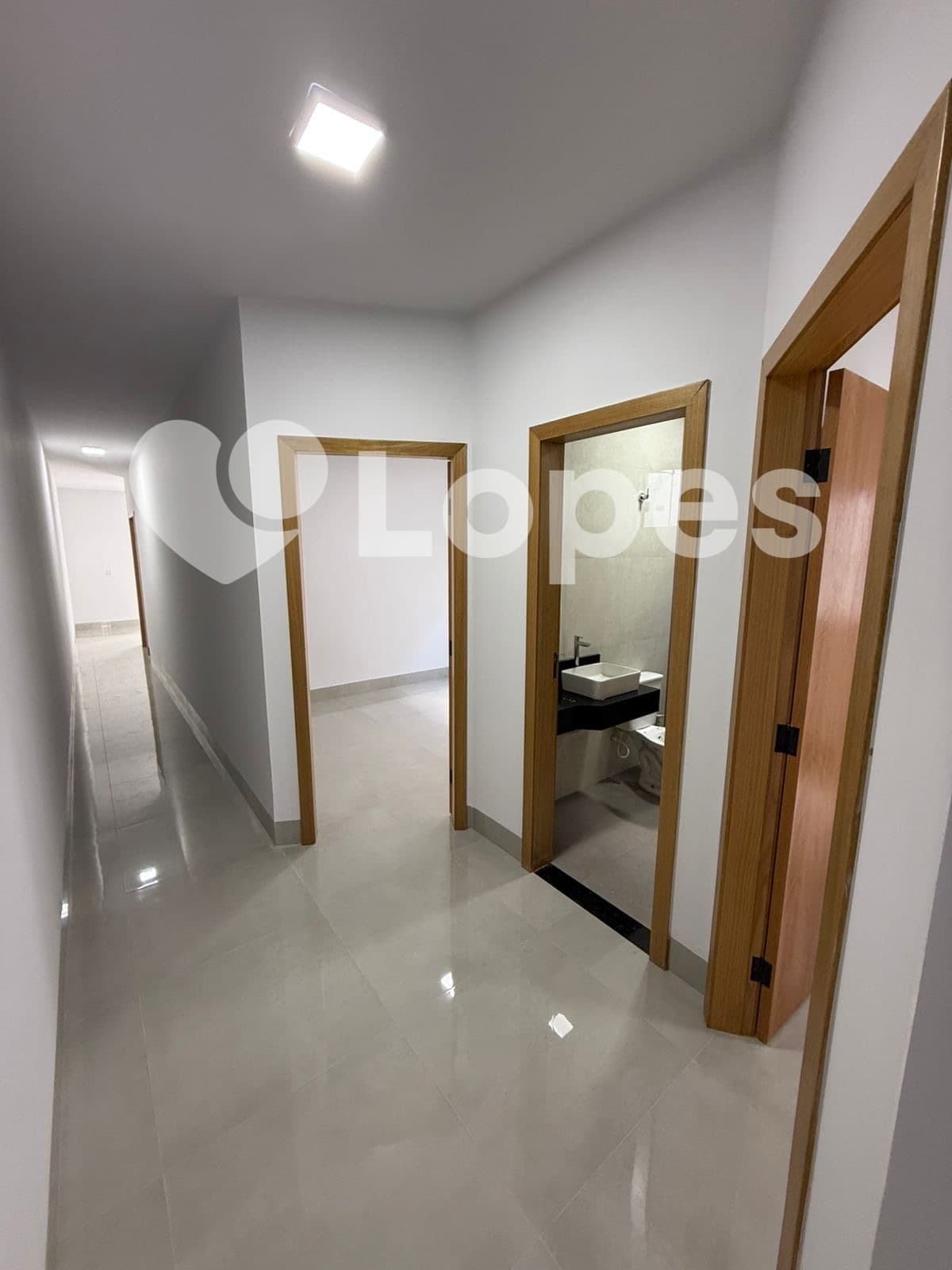 Casa 3 Quartos à Venda no Jardim Boa Esperança – Próxima ao Buriti Shopping