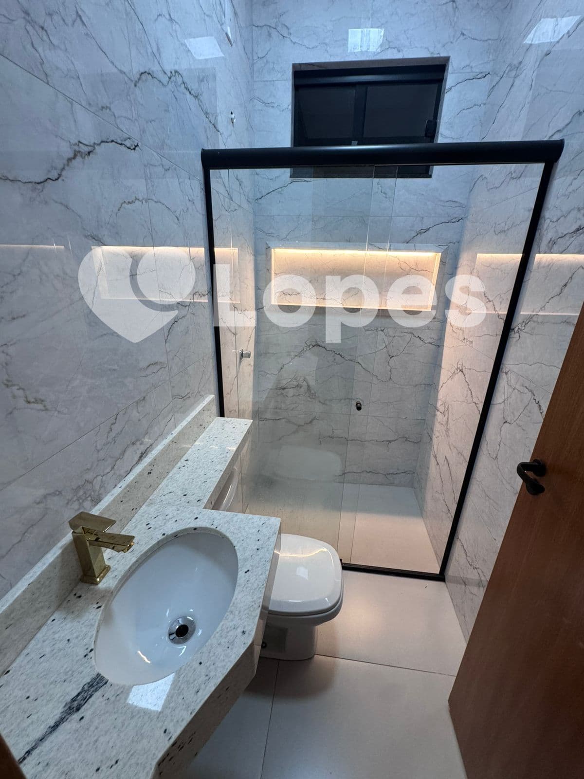 Casa 3 Quartos à Venda no Oriente Ville, Goiânia – Próxima ao Portal Sul Shopping