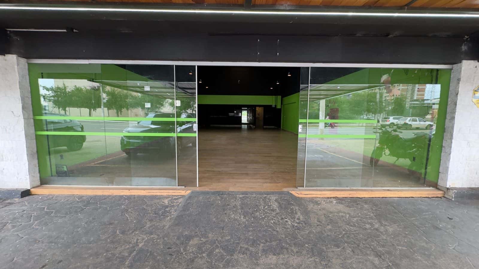 Sala comercial - Galeria Campina Dei Fiori | Em frente ao Shopping Cerrado.