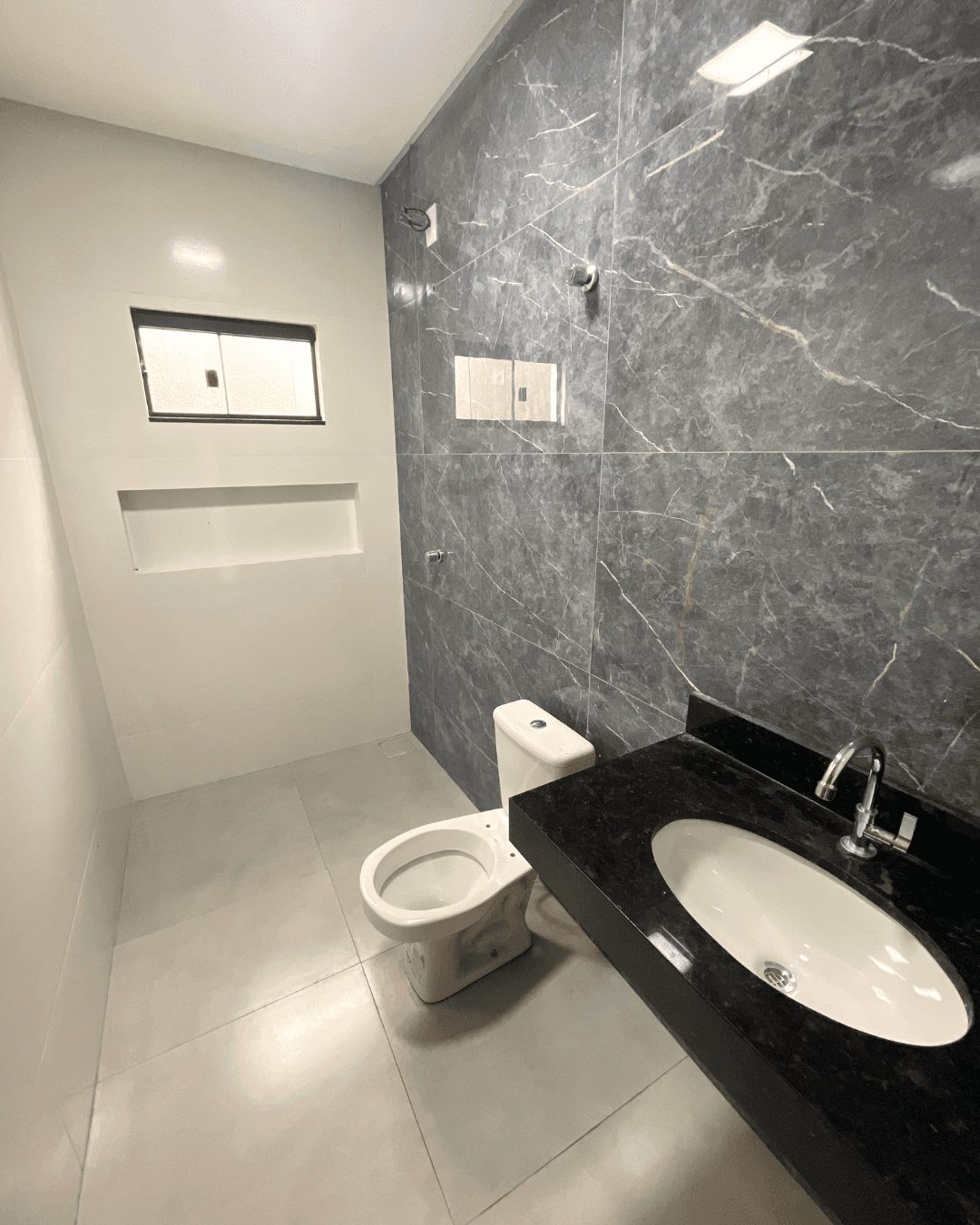 Casa C/ Piscina e Área Gourmet | 3 Quartos | 1 Suíte Master + Closet - Residencial Ravena