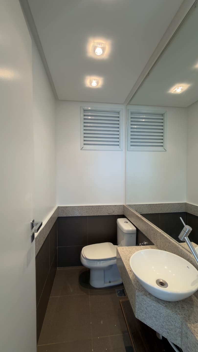 Duplex 123 m² 3 Suítes, Duplex Semimobiliado Andar alto Lazer Completo Alto Gloria