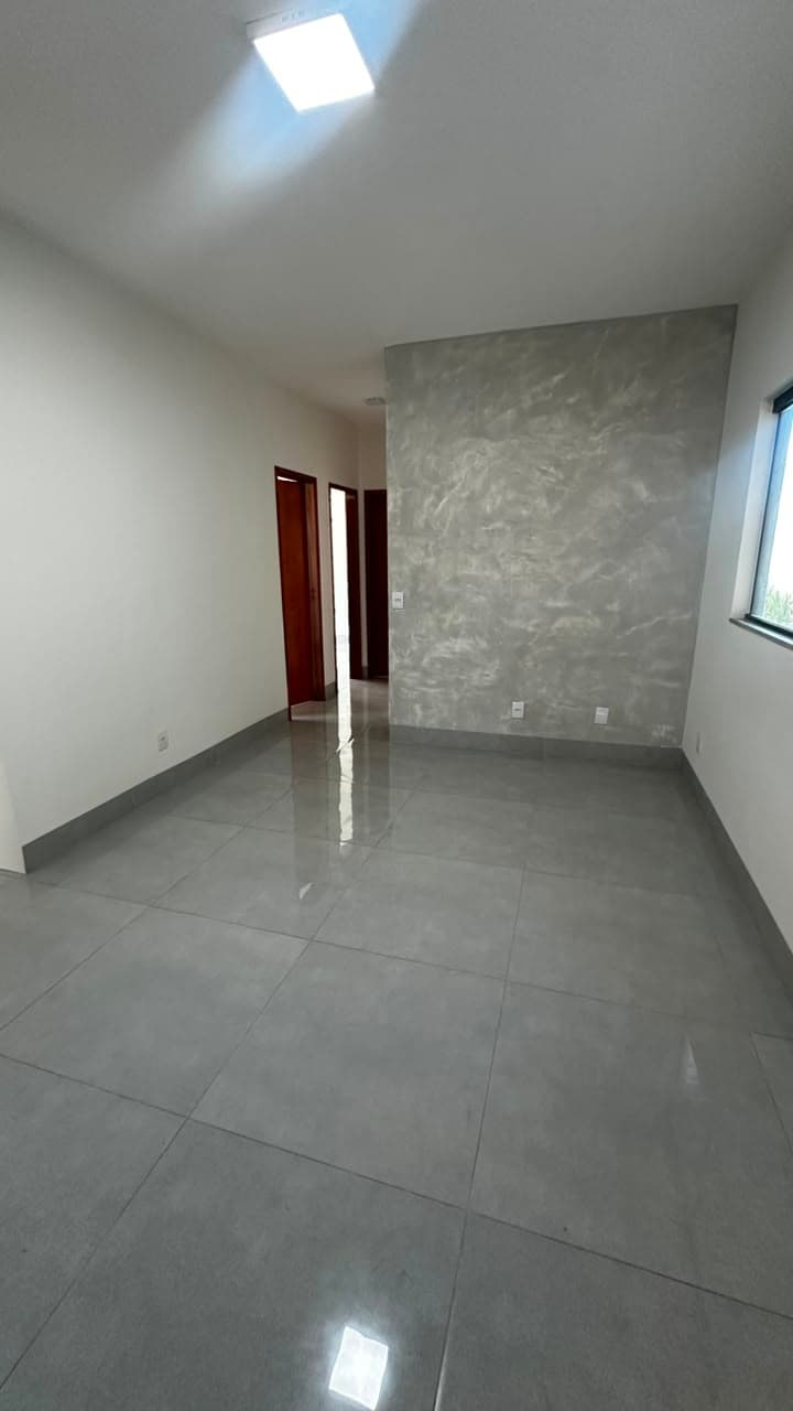 CASA LOTE GRANDE (3 QUARTOS - 1SUITE ) JARDIM LUZ | APARECIDA DE GOIÂNIA