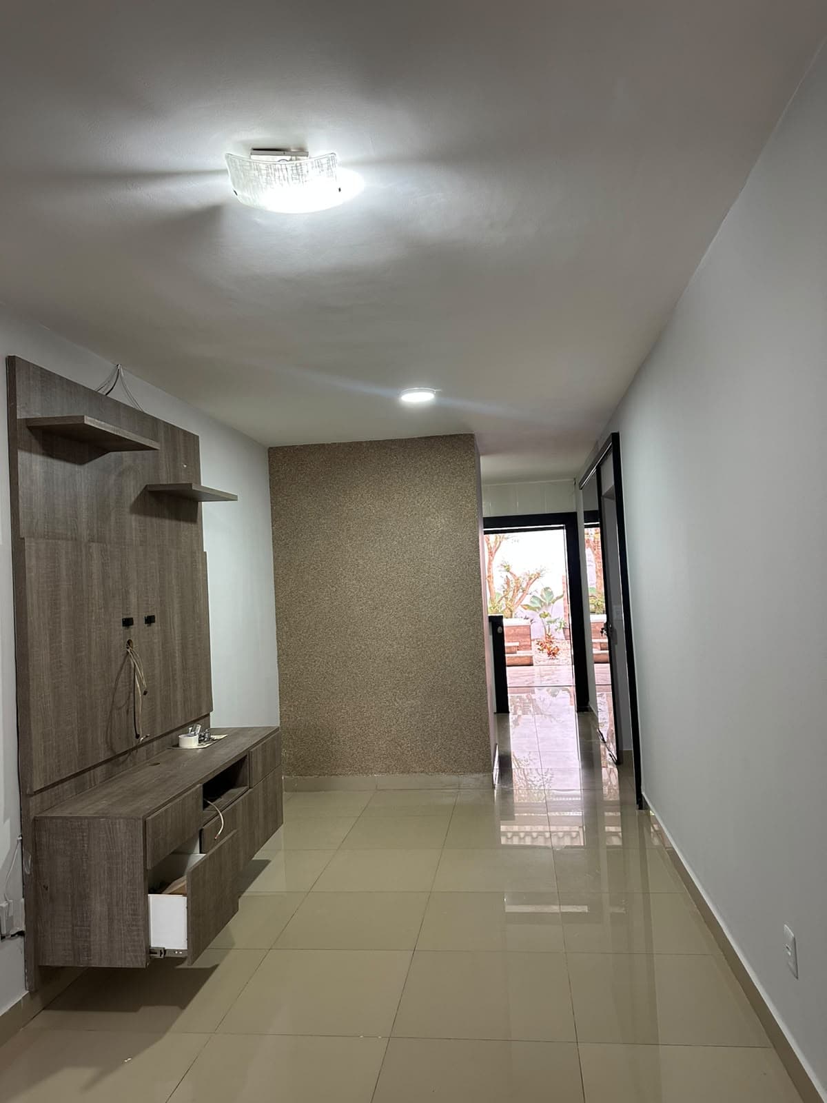 CASA À VENDA NO JARDIM HELVÉCIA – APARECIDA DE GOIÂNIA