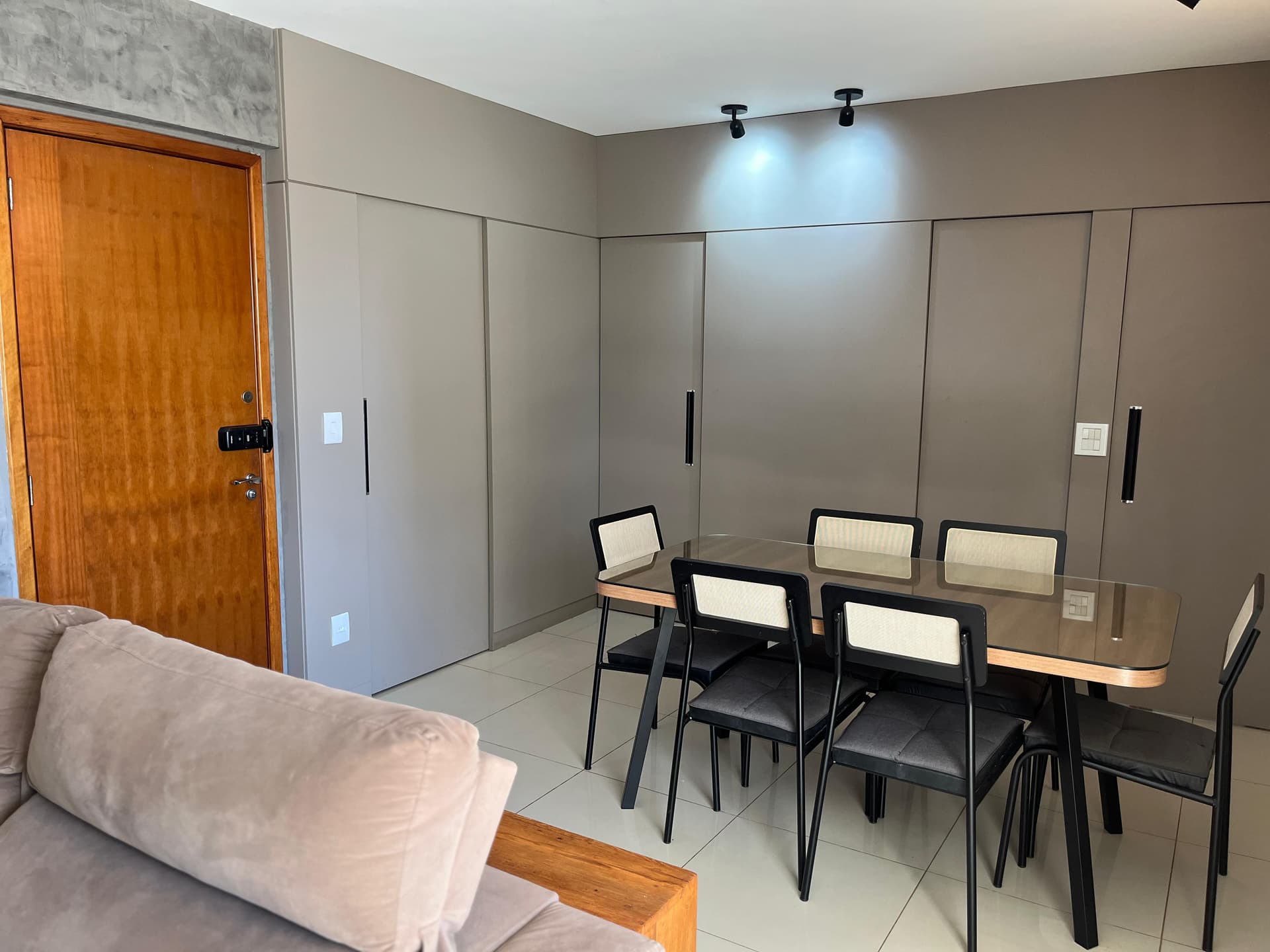 Apartamento Reserva Flamboyant - 4 Qts - Jardim Goiás