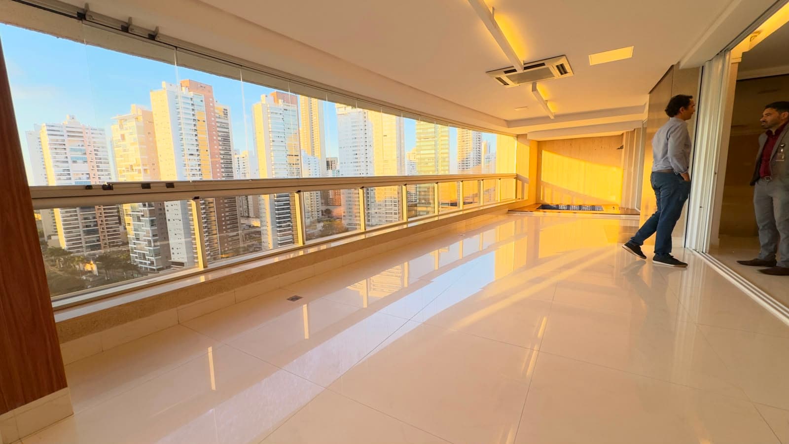 Apartamento 4 Suítes Plenas no Jardim Goiás - 316m² - Imperador do Park