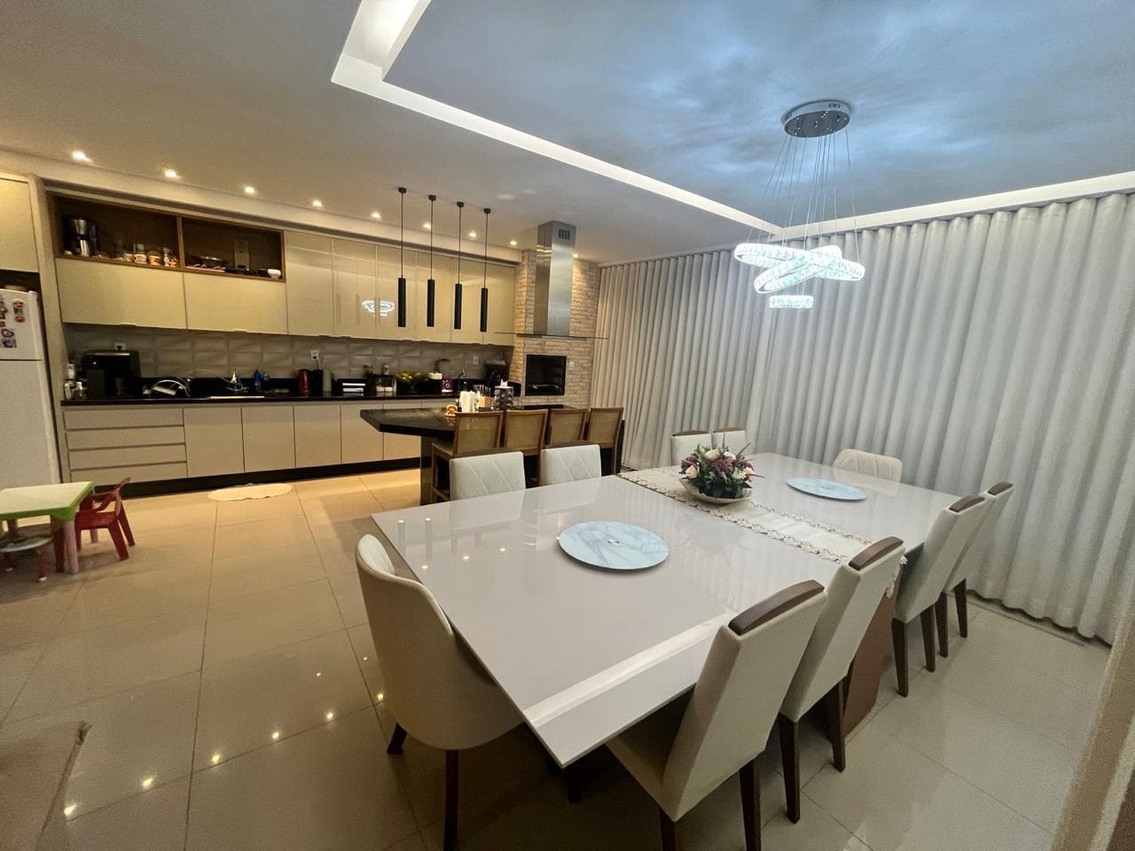 Apartamento 106 m² | Terra Mundi Parque Cascavel 3 Suites frente ao Parque Cascavel. 3 vagas