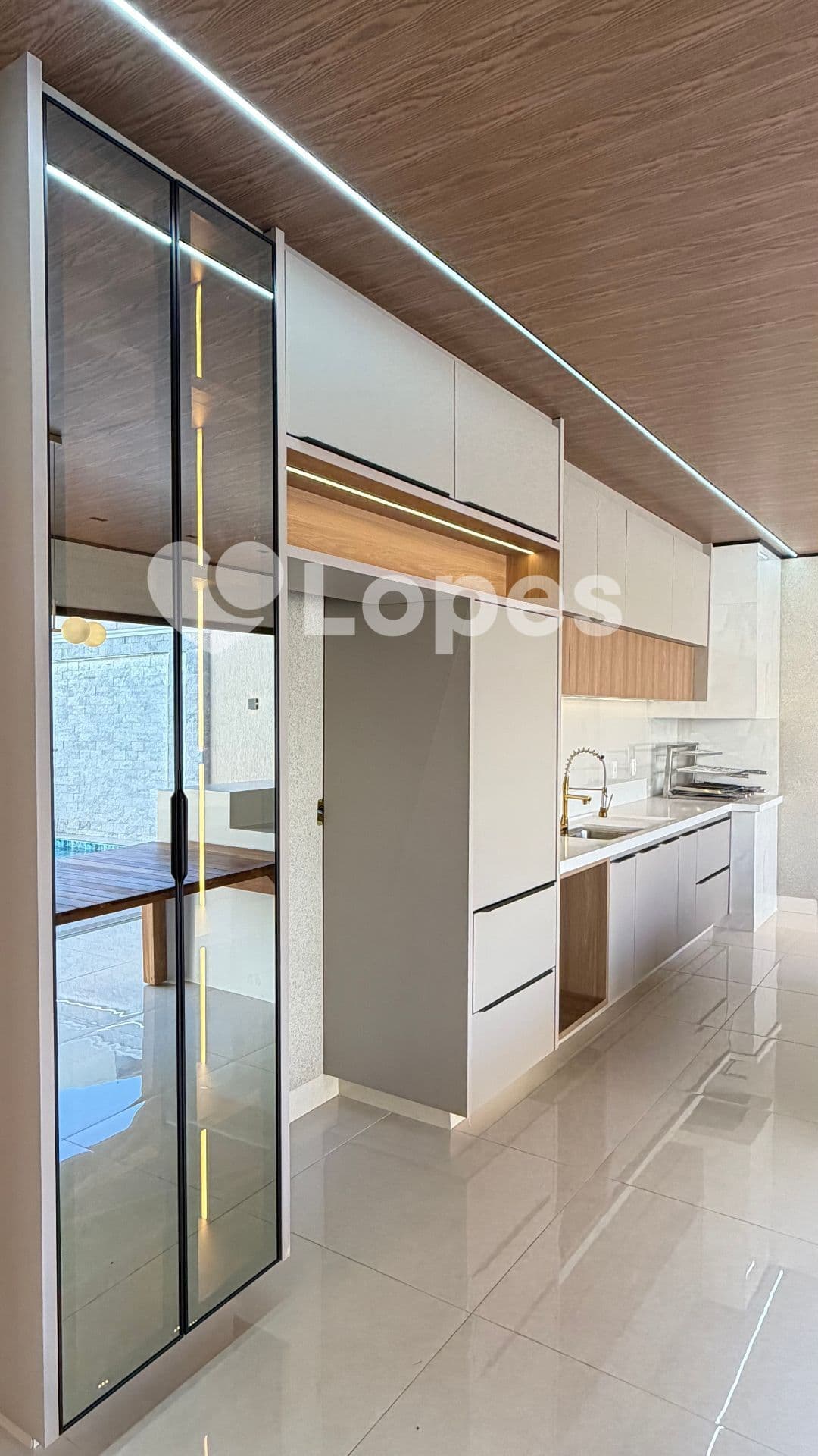 Casa Térrea 4 Suítes à Venda no Jardim Europa | Próxima ao Parque Macambira