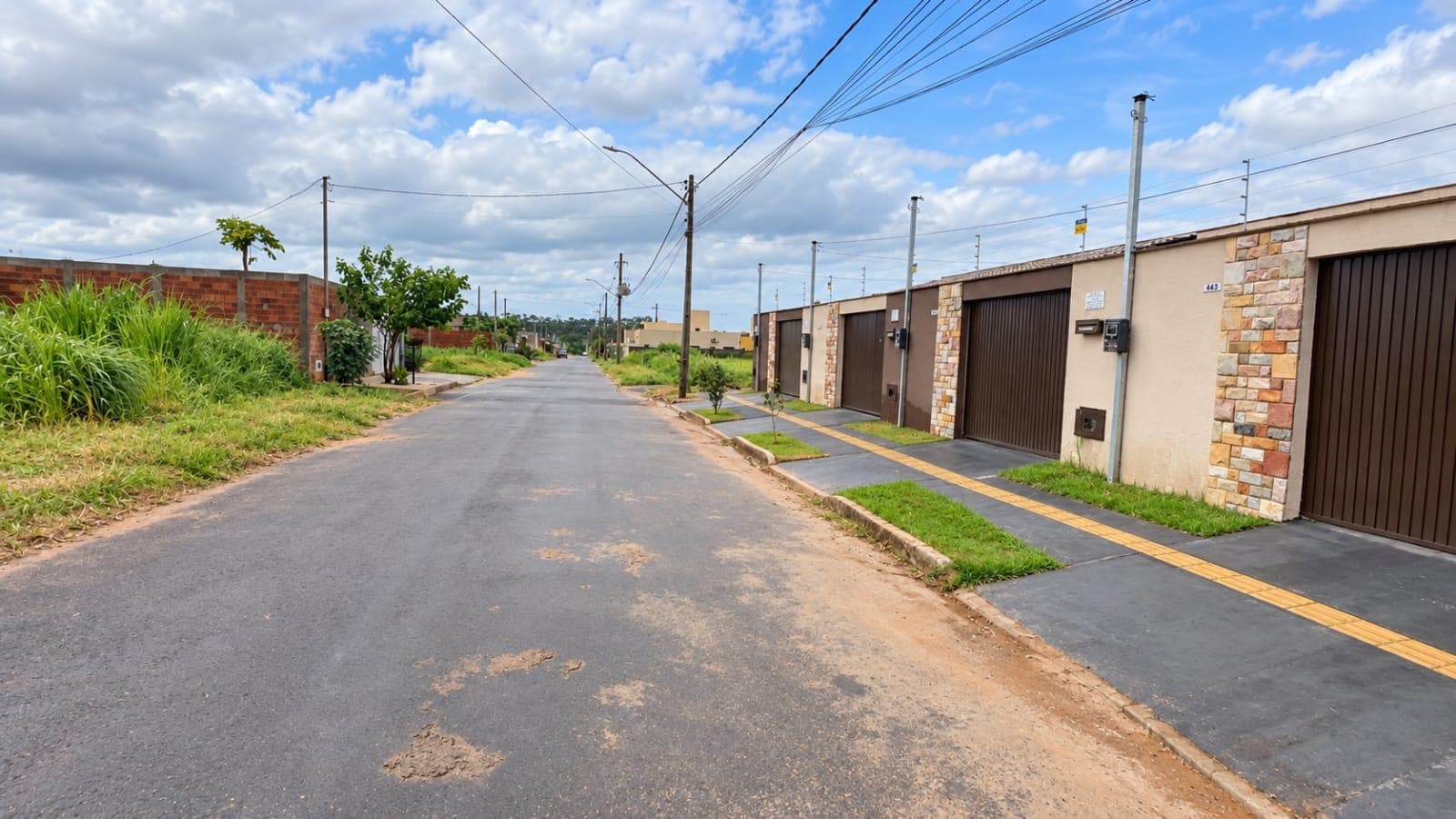 Casa 3Q com SUÍTE SEM ENTRADA - TERRA BELA - SENADOR CANEDO