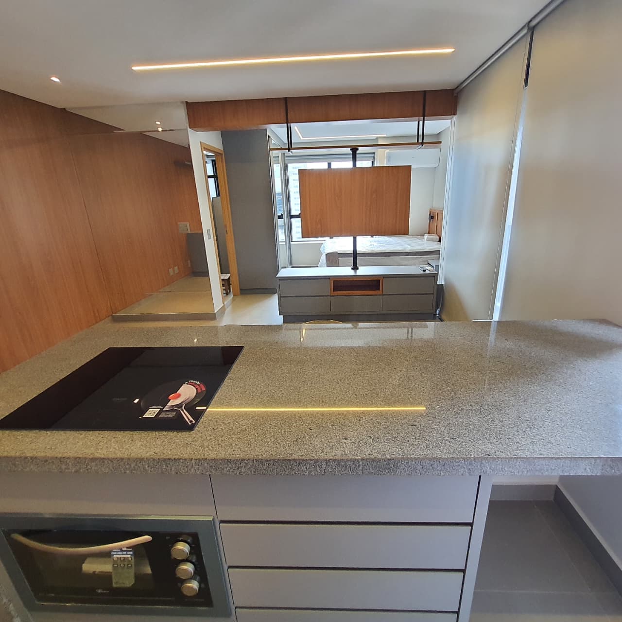 Apartamento 1/4 com Living Integrado no Setor Oeste - 42m² - LUX Oeste
