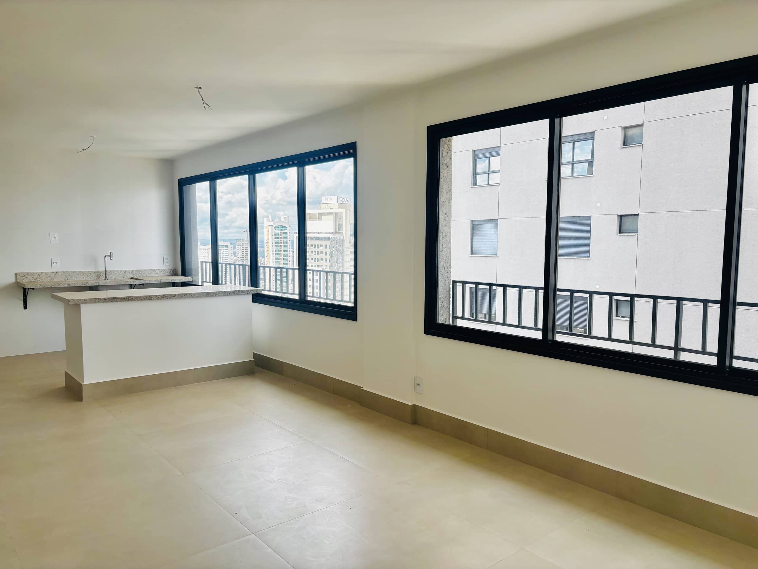 Apartamento com 2 suítes - Setor Bueno