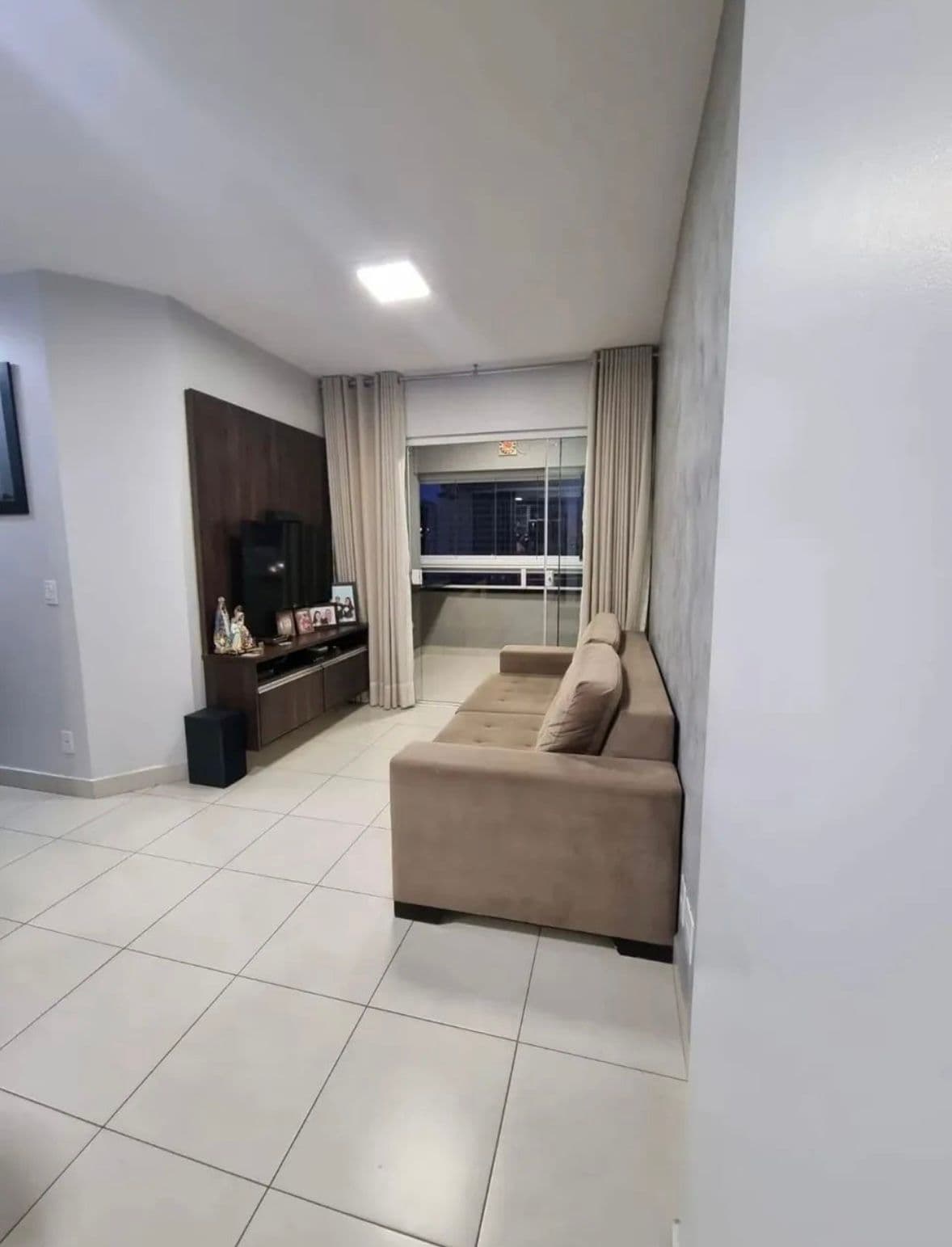 APARTAMENTO 2 QUARTOS (1 SUÍTE) | MOBILIADO | 1 VAGA + ESCANINHO