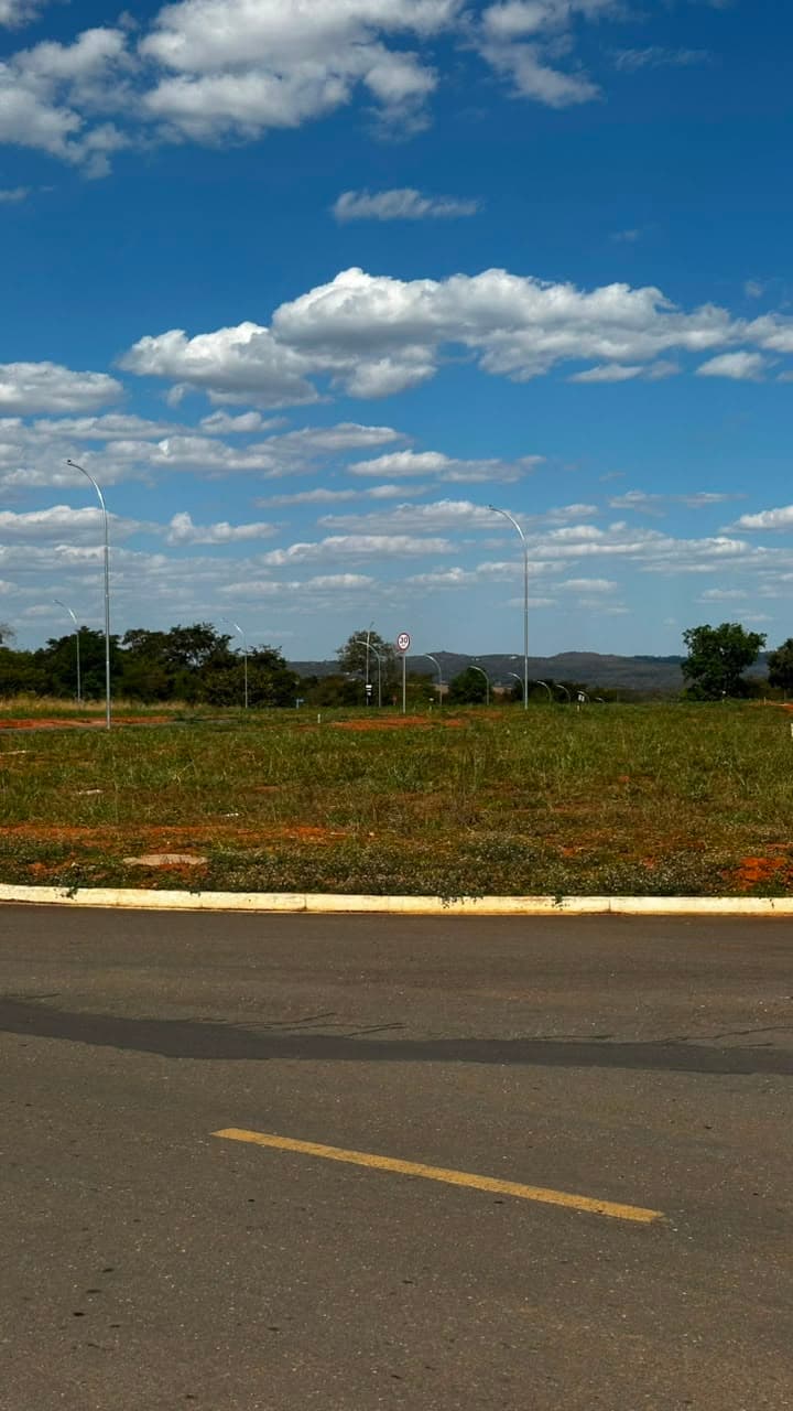 LOTE RUA DOS IPES À VENDA 537m² – PORTAL DO SOL GREEN