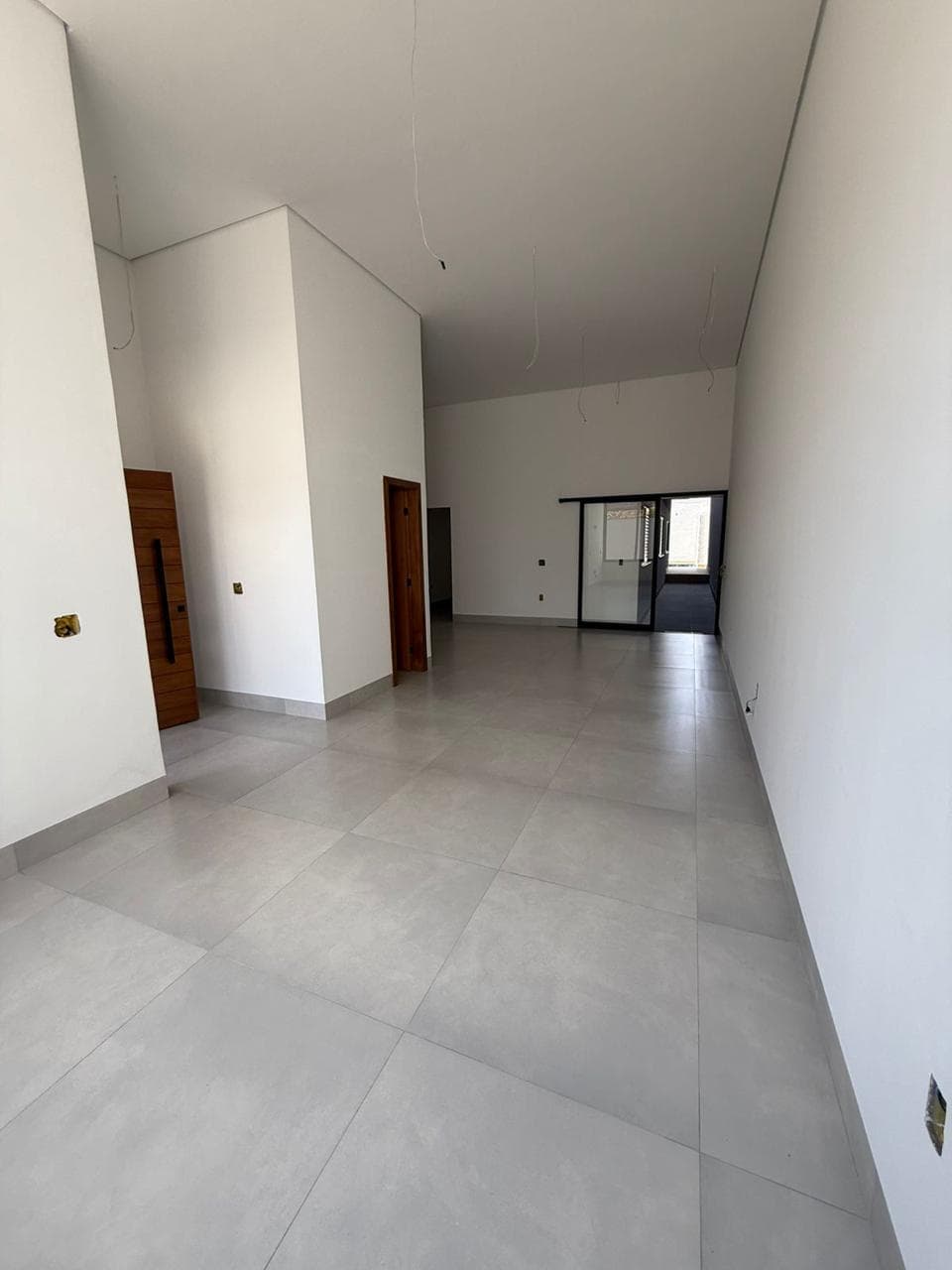 Fonte das Esmeraldas Casa R$ 800.000 | 3 Suítes | 230 m² | Goiânia