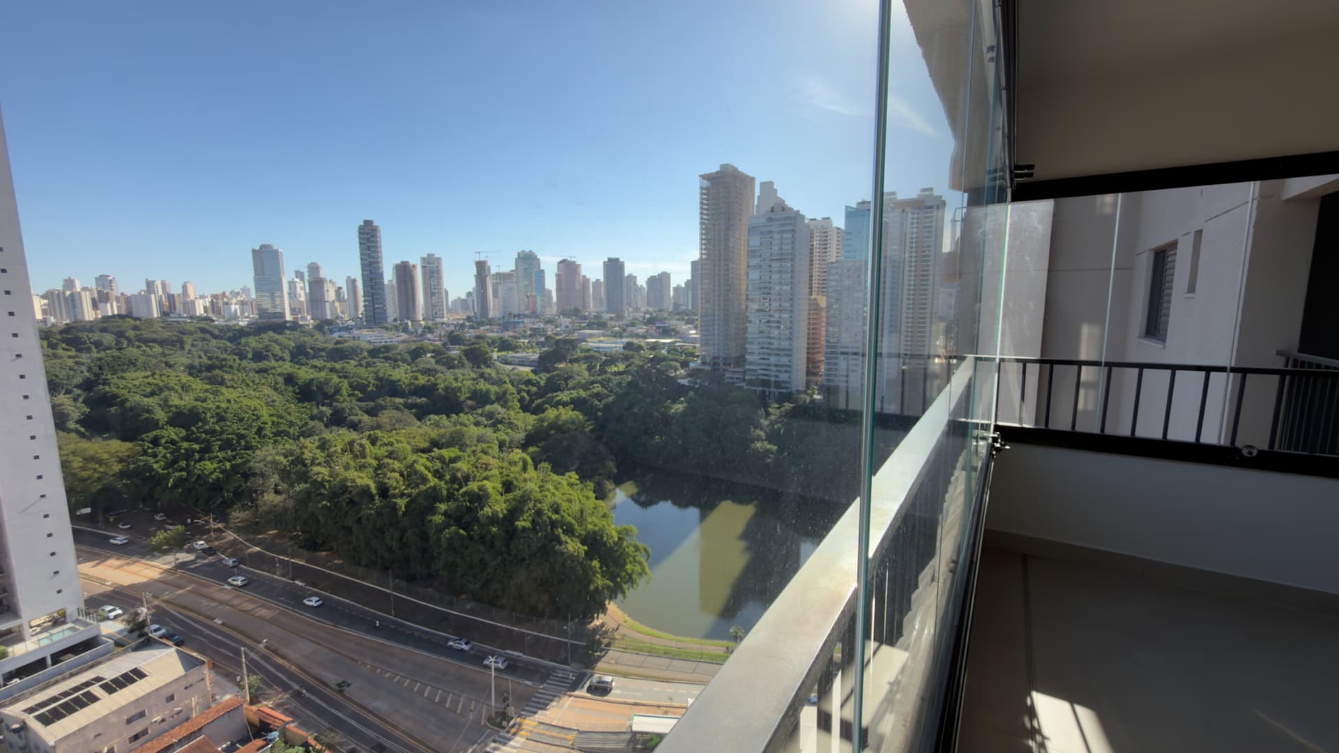 Apartamento novo 2 suítes + Lavabo com Vista definitiva ao Lago Areião!