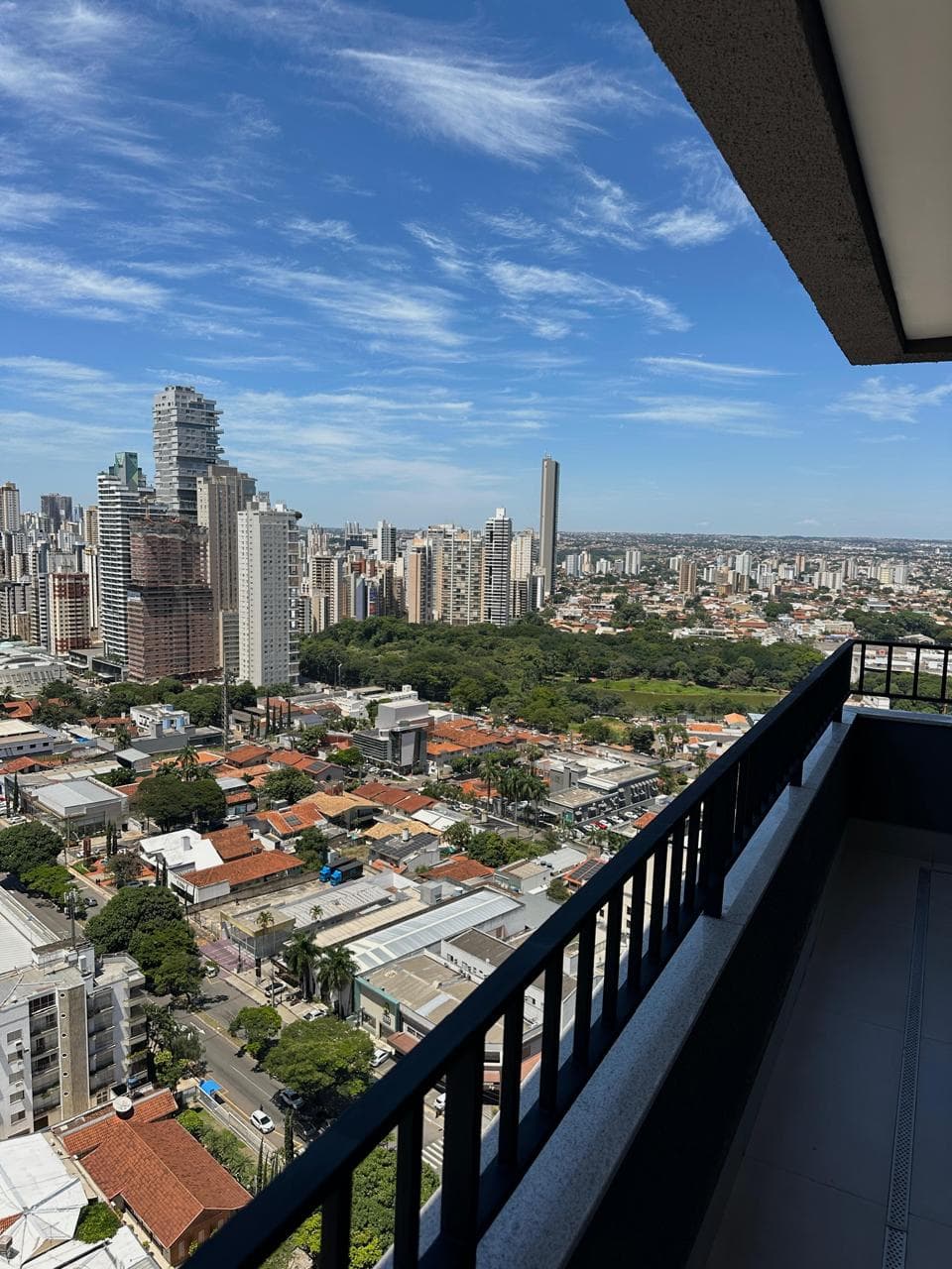 APTO SETOR BUENO 3 SUITES - MOOVE HOME BRASAL