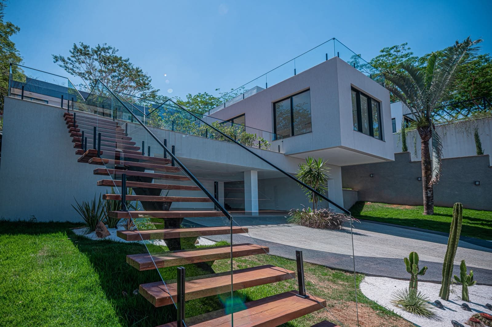 CASA DE ALTO PADRÃO | PORTAL DO SOL MENDANHA