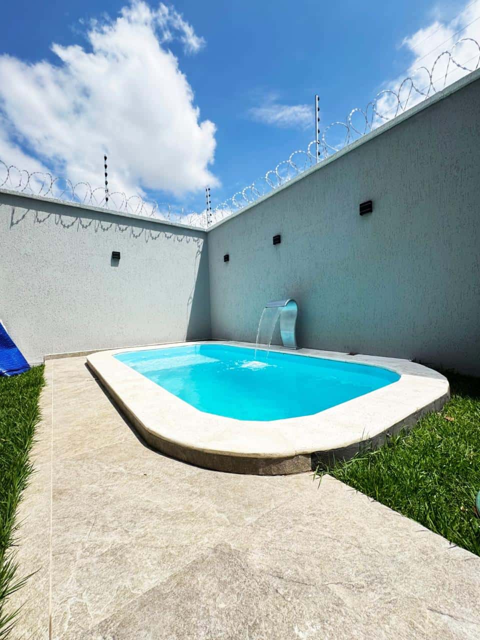 Casa com 3 quartos com Piscina e Churrasqueira no Setor Faiçalville