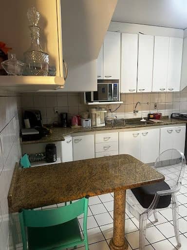 Sobrado em Condomínio Fechado no Parque Anhanguera 3 Quartos, Uma suite Completo armarios, Bosque privativo Segurança 24h