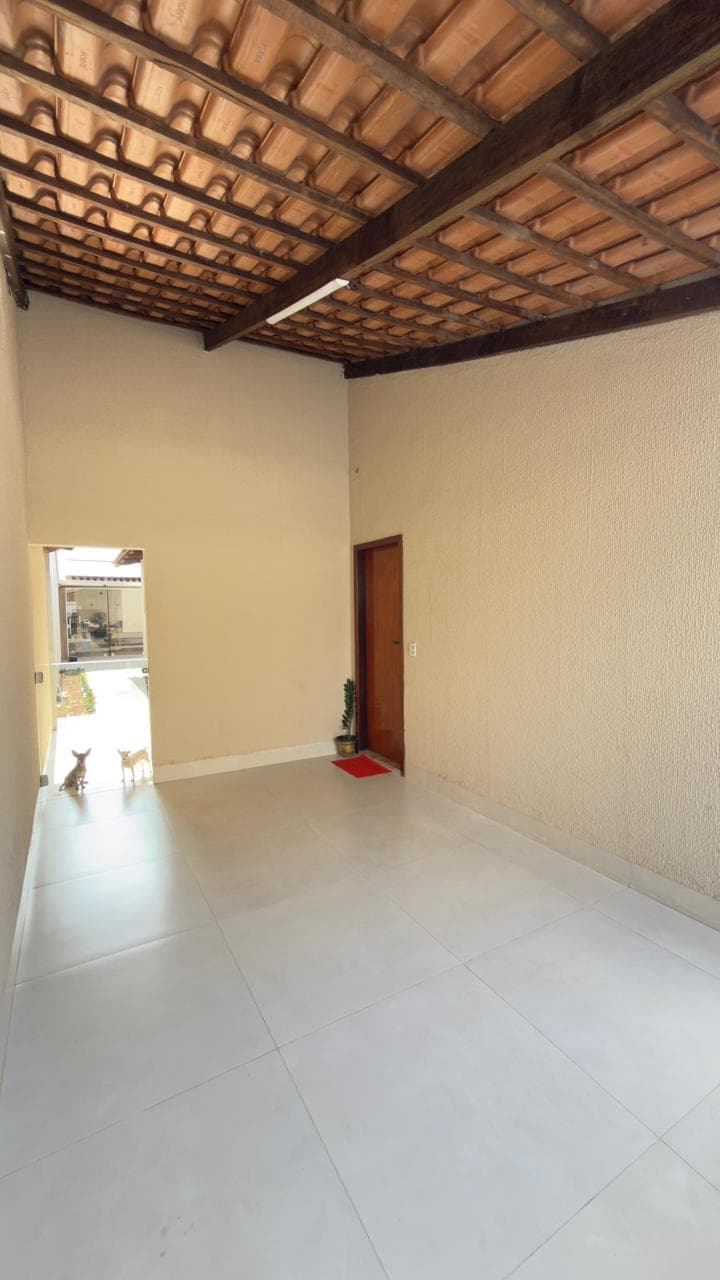 Casa com 2 quartos, suíte, closet e área de churrasqueira no Nova Olinda