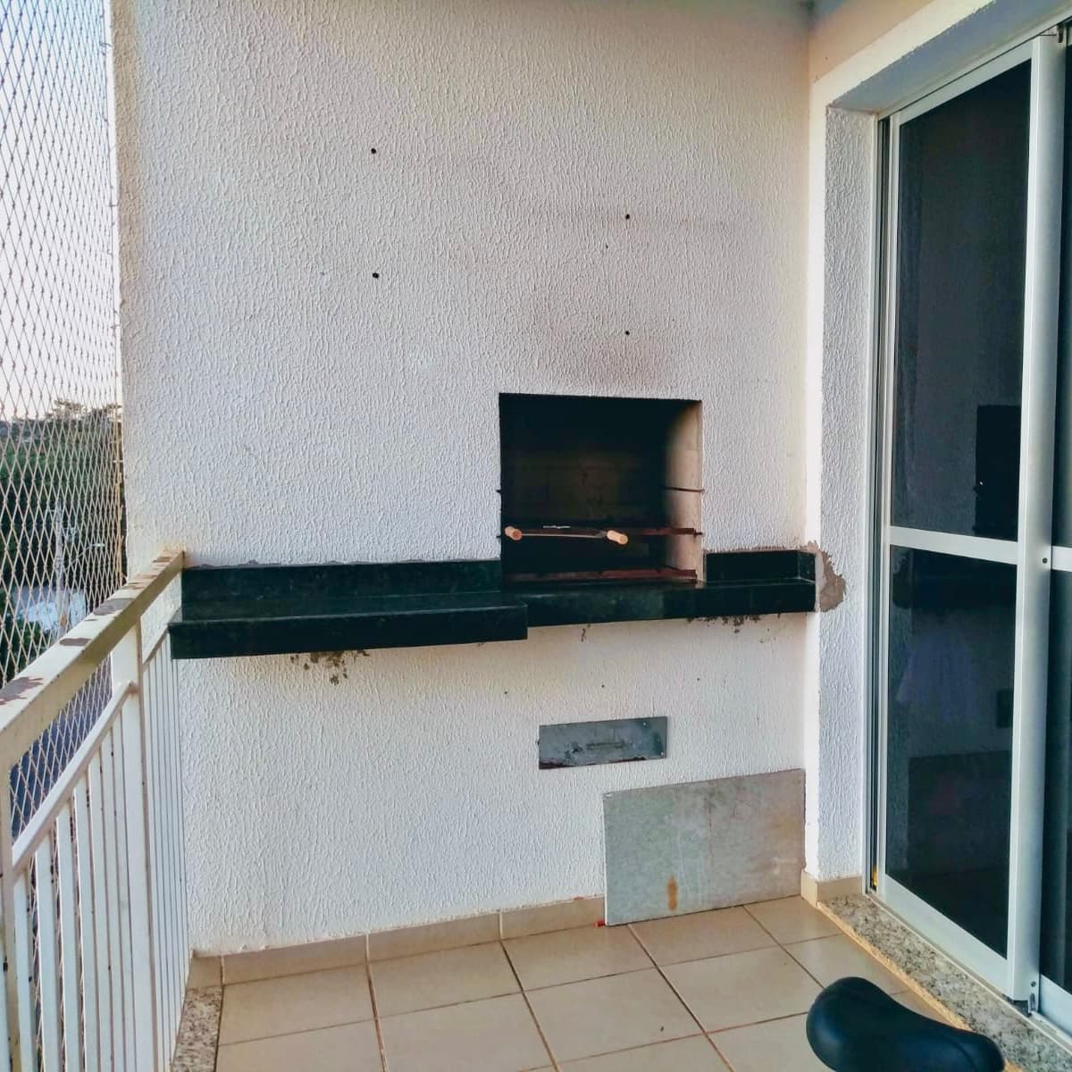 Apartamento no Condomínio Recanto Praças 2 – Setor Negrão de Lima